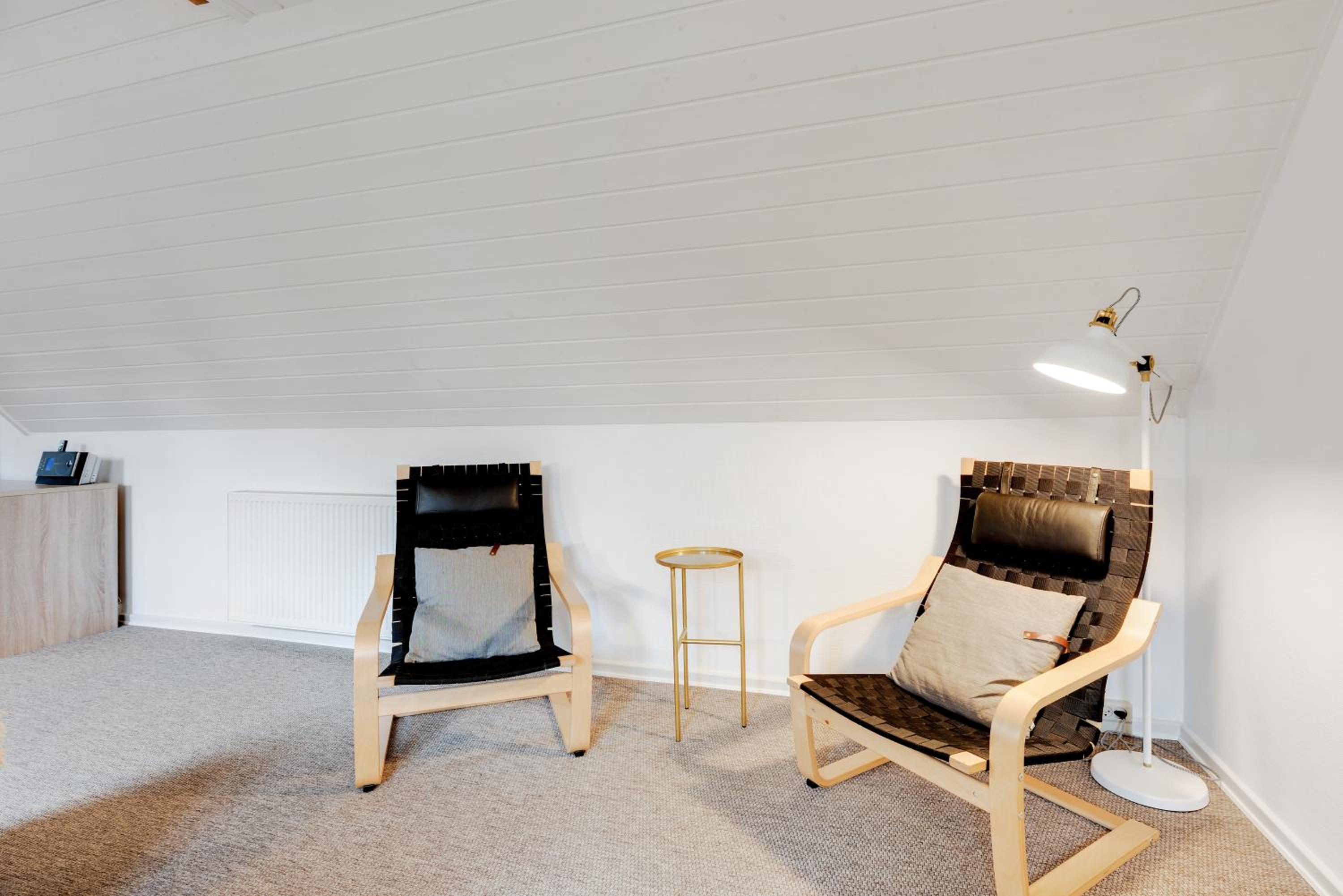 Three-Bedroom Apartment - Photo 31