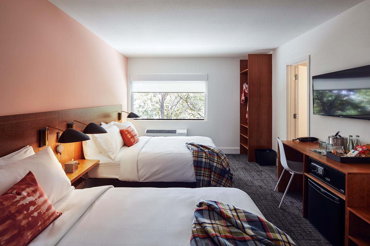 Standard Double Room - Photo 2