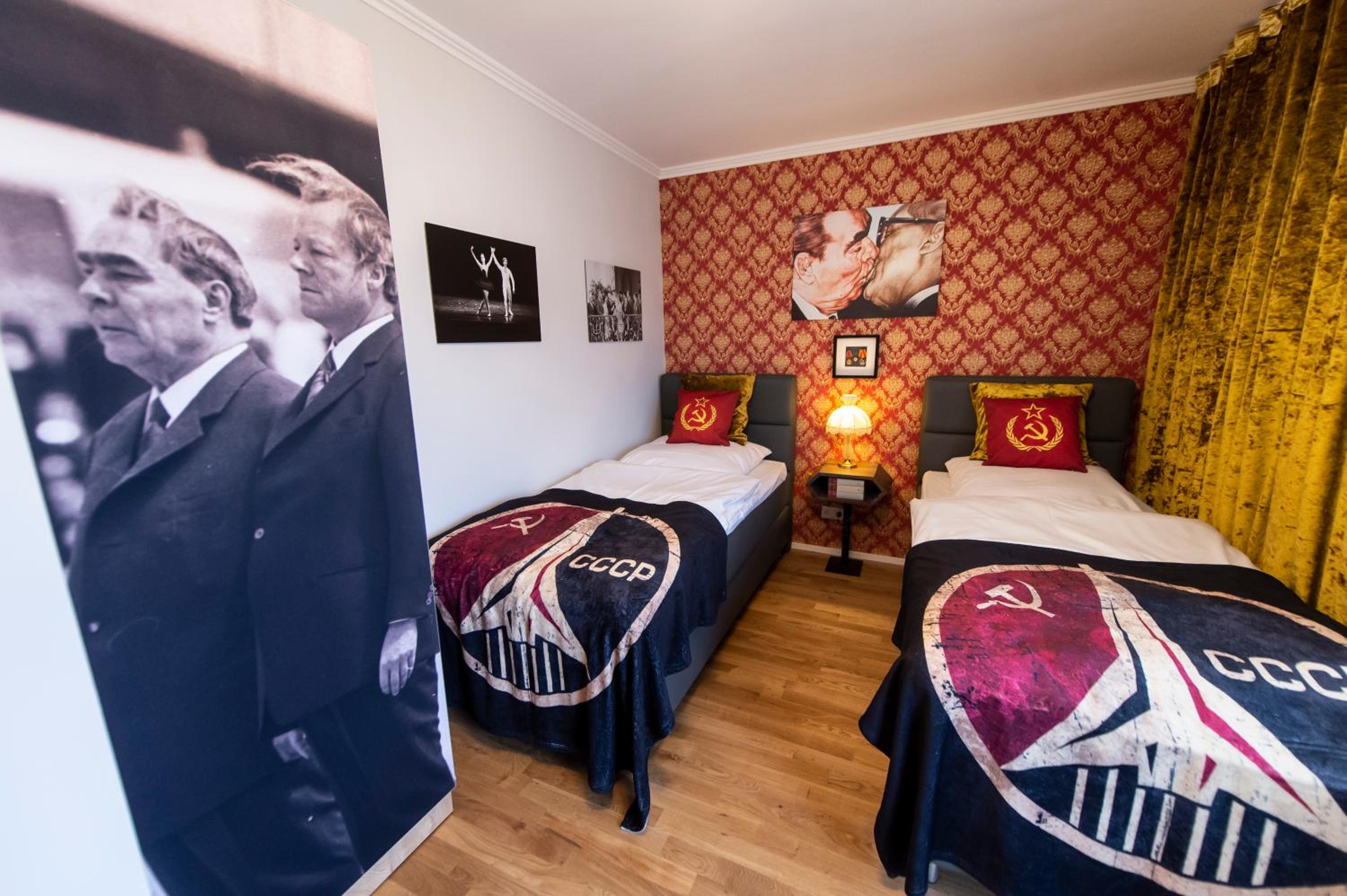 Deluxe Double or Twin Room - Photo 14