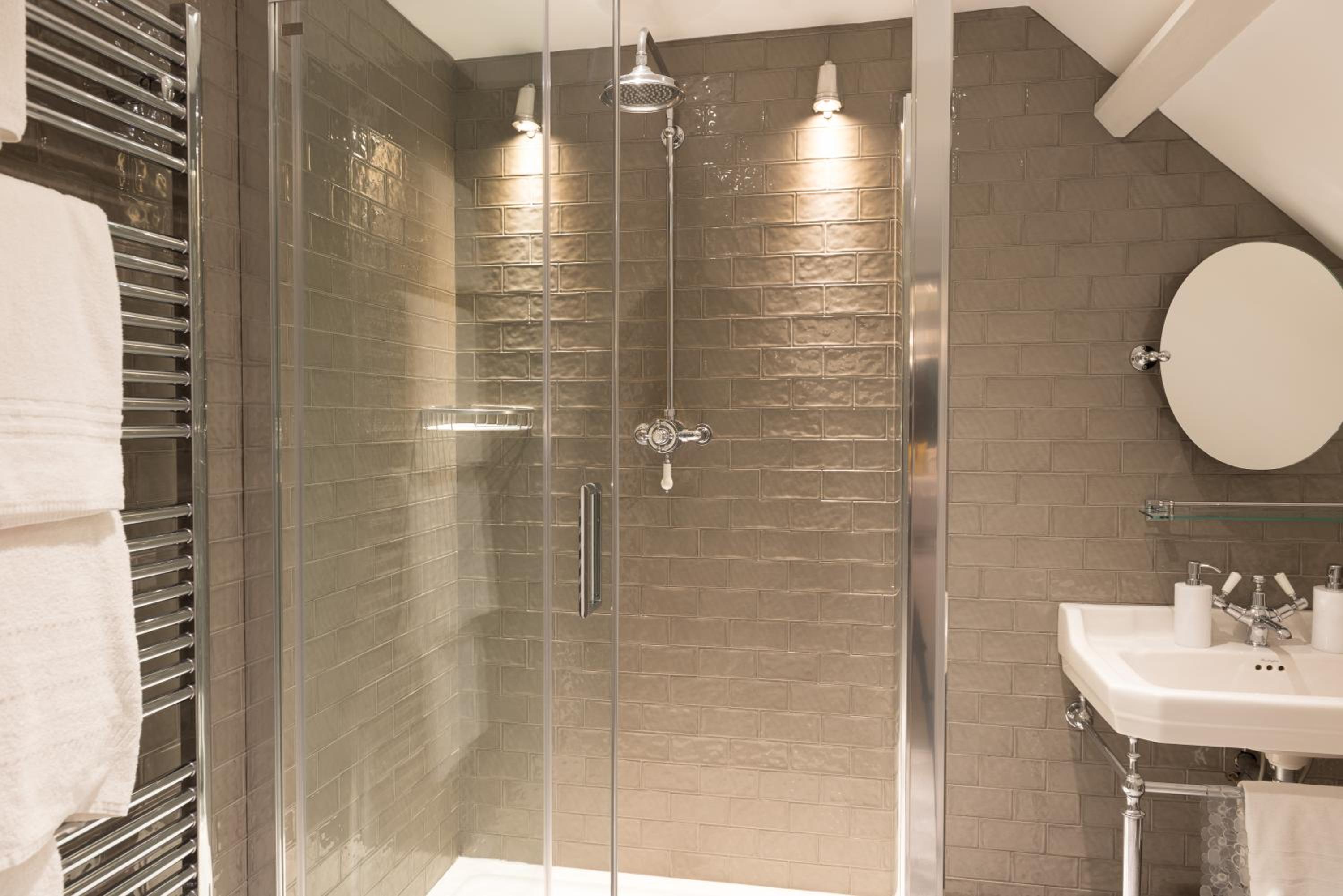 King Suite - Photo 10