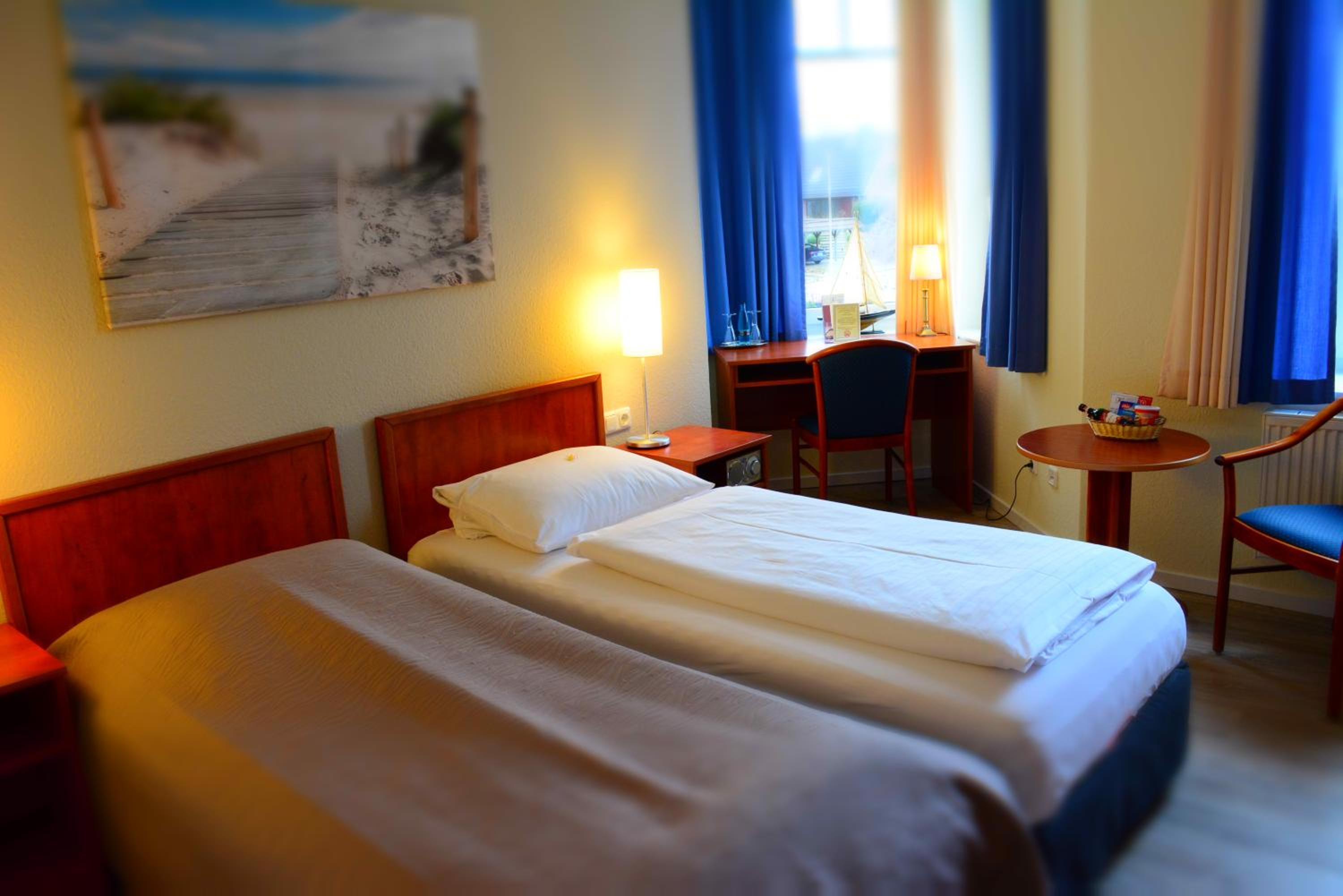 Double Room (1 Adult) photo 2