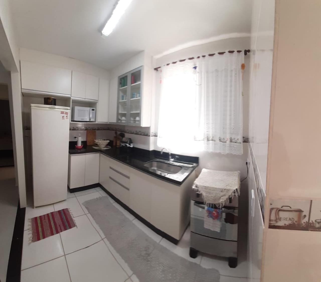 Two-Bedroom Apartment - Photo 5