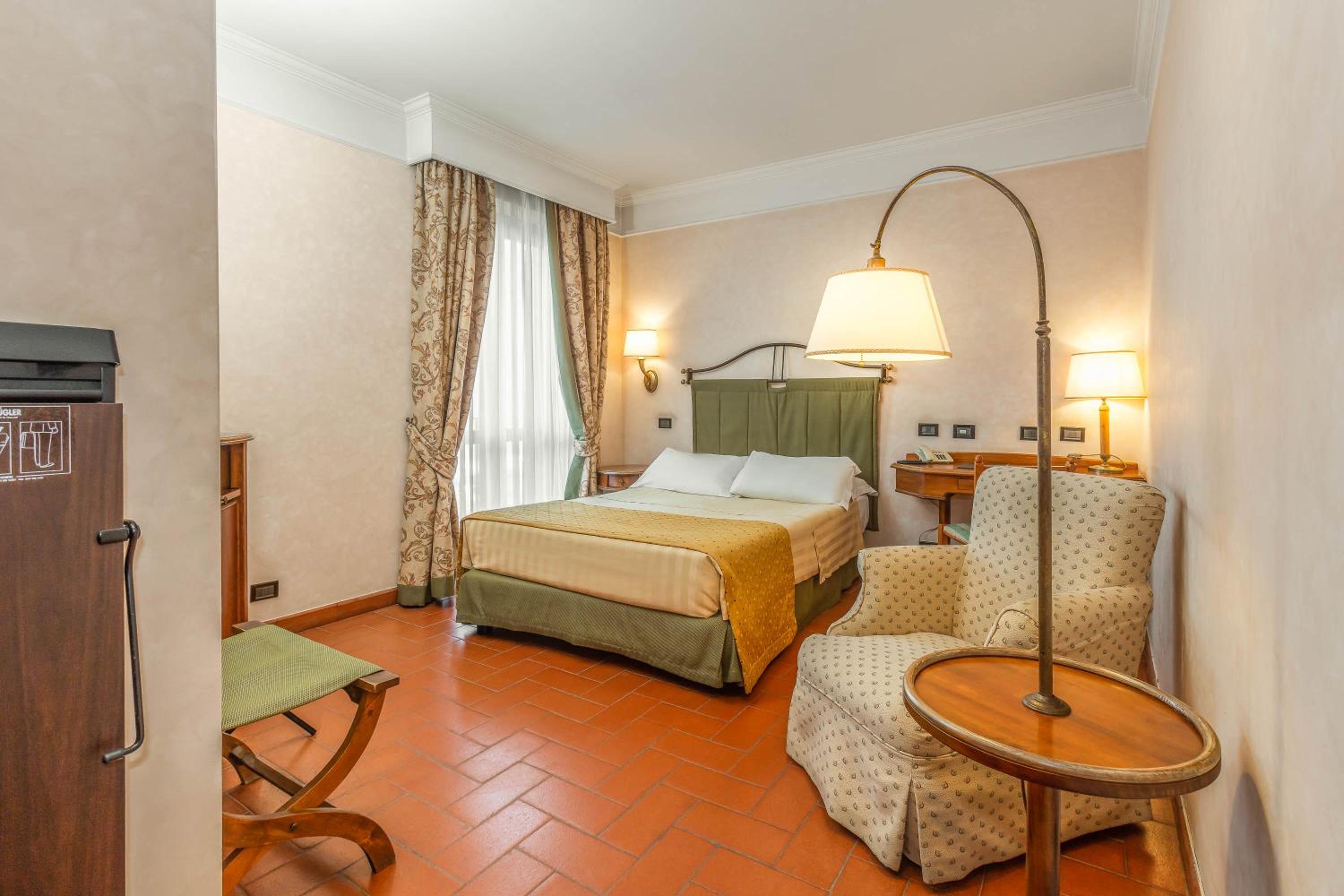 Double Room photo 3