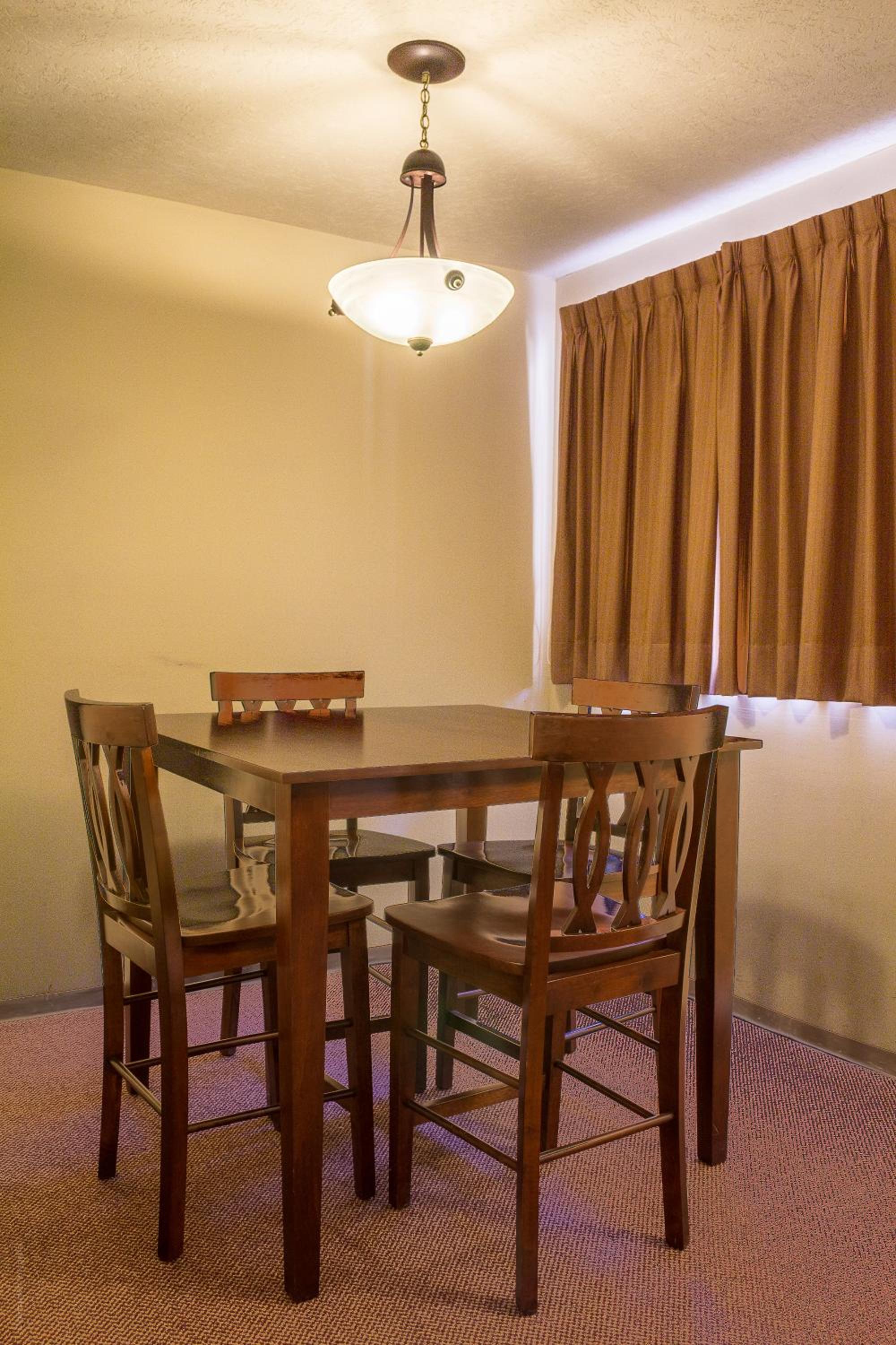 Superior King Suite - Photo 8