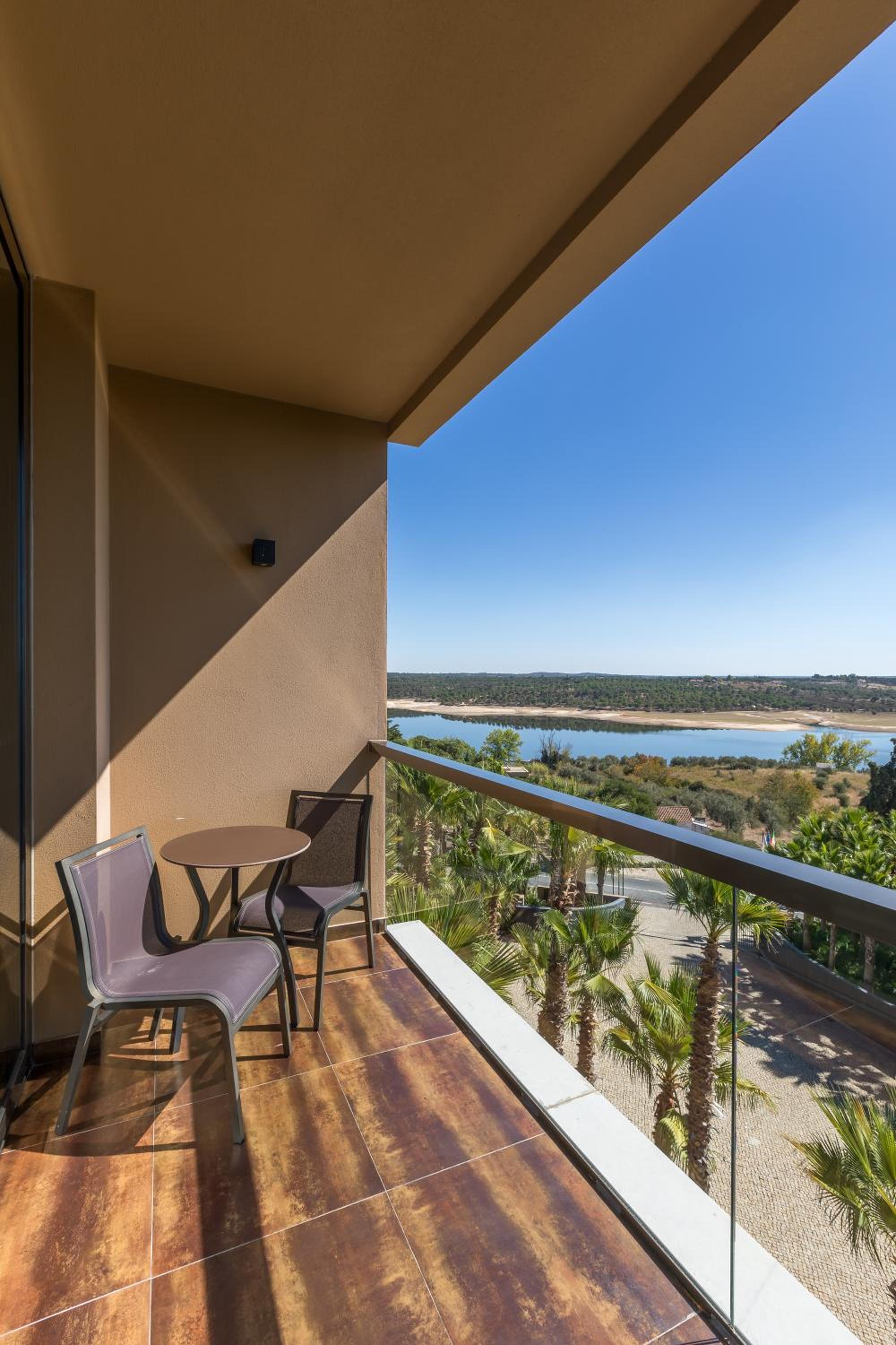 Superior Connecting Room with Lake View