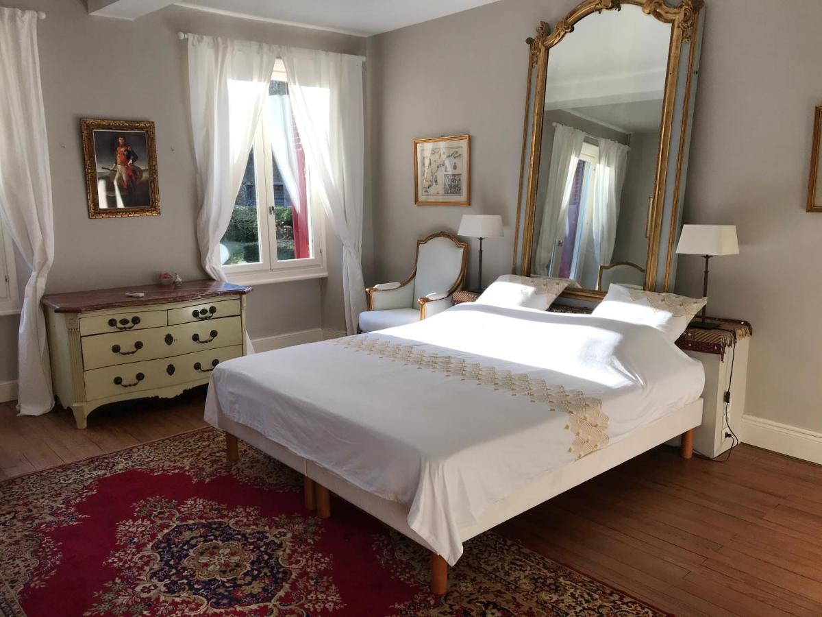 King Room with Garden View - Photo 3