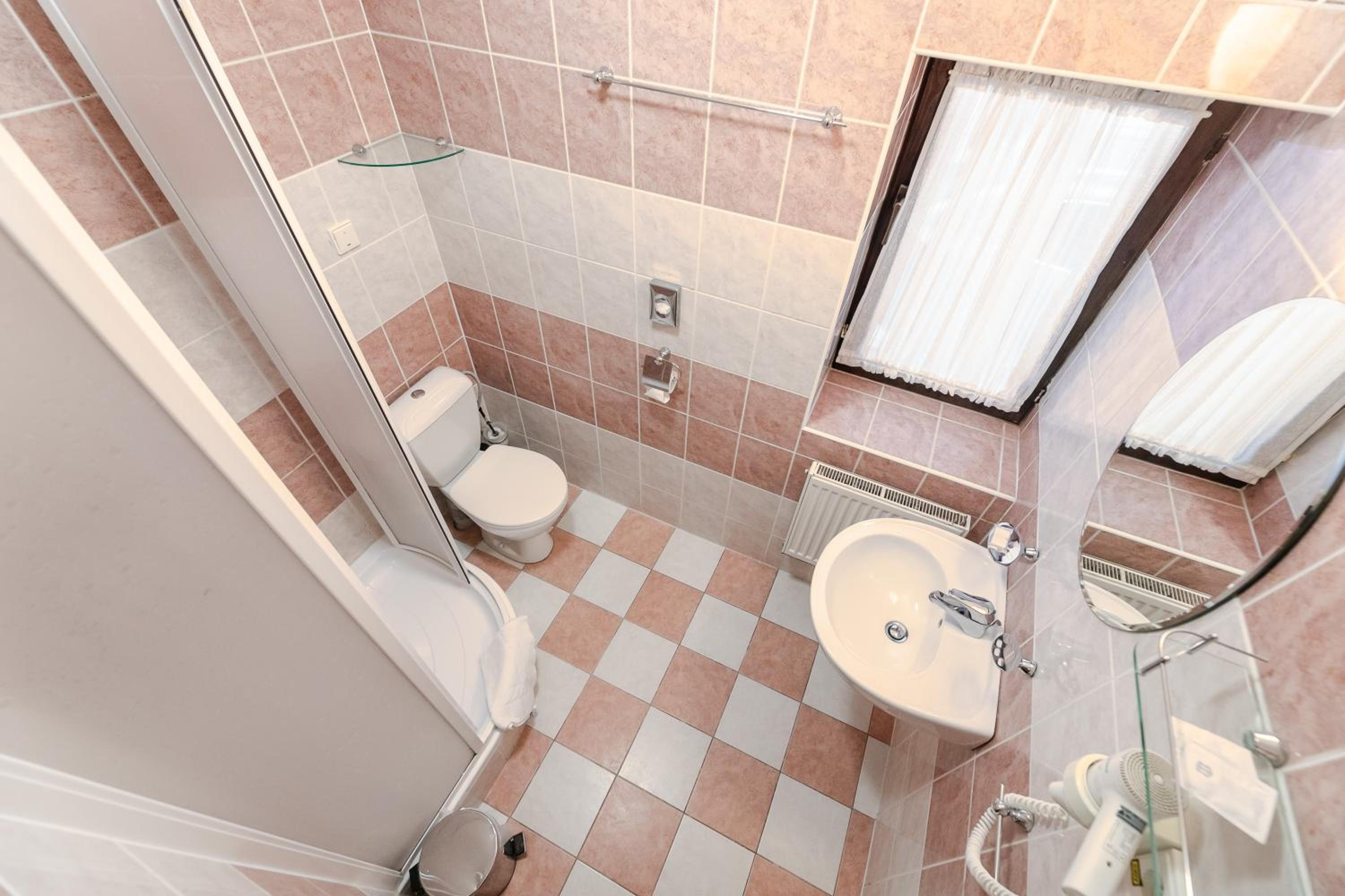 Superior Triple Room photo 2