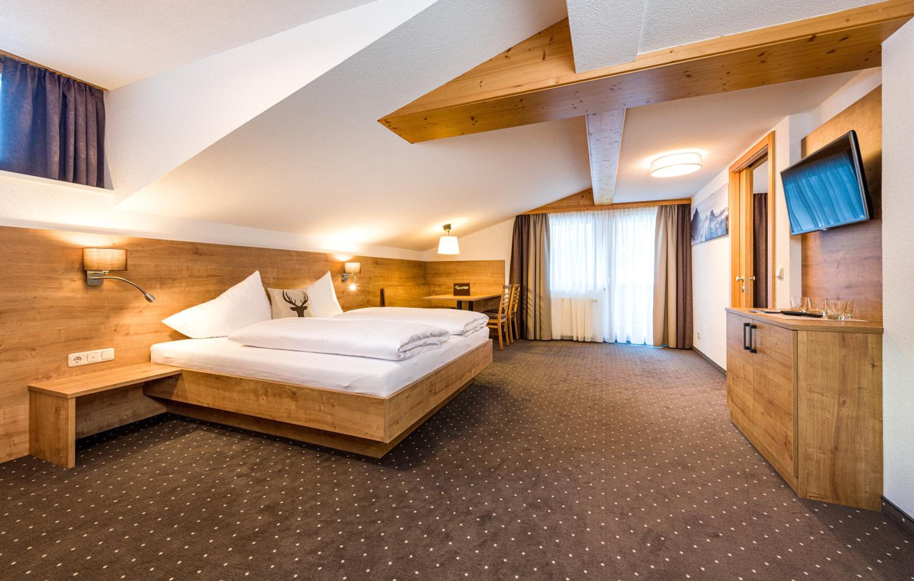 Quadruple Room with Balcony