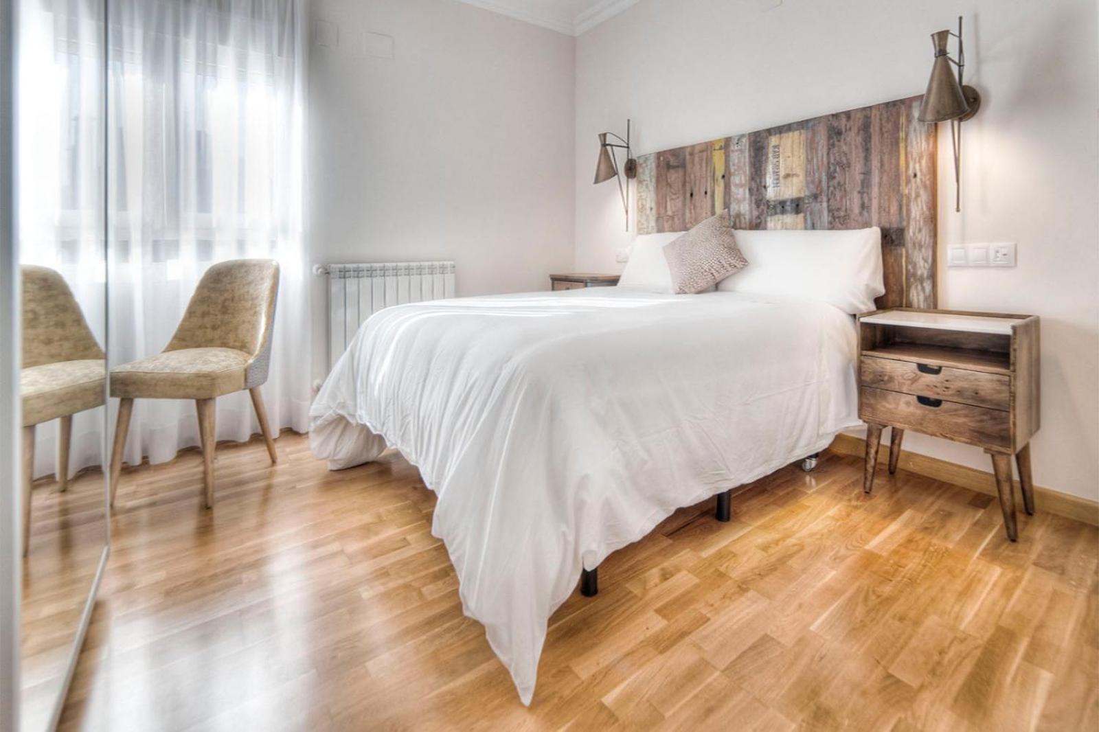 Double Room - Photo 12