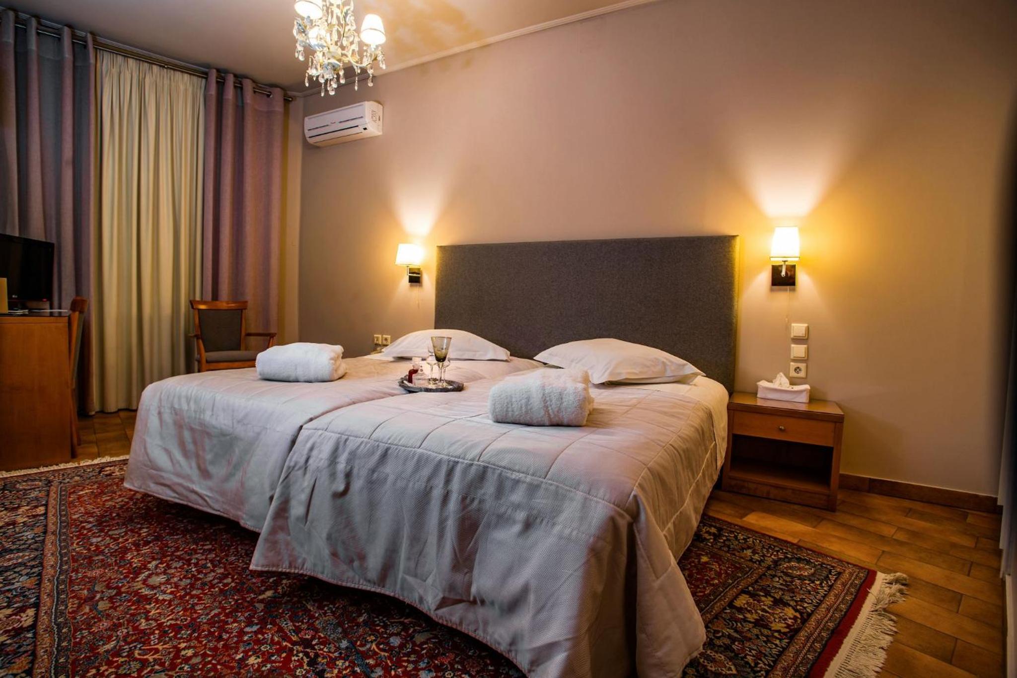 Twin Room with Bathroom