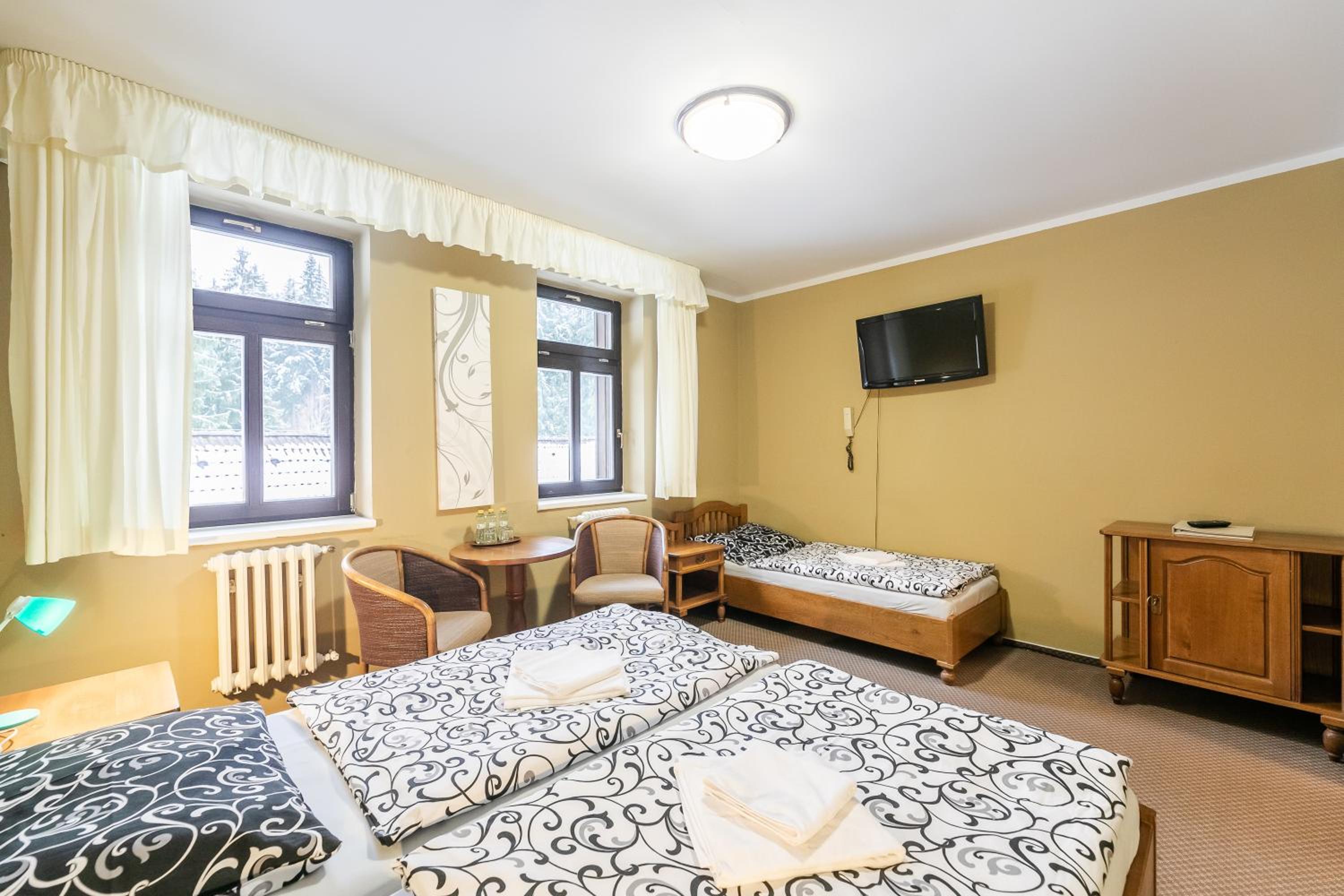 Triple Room photo 2