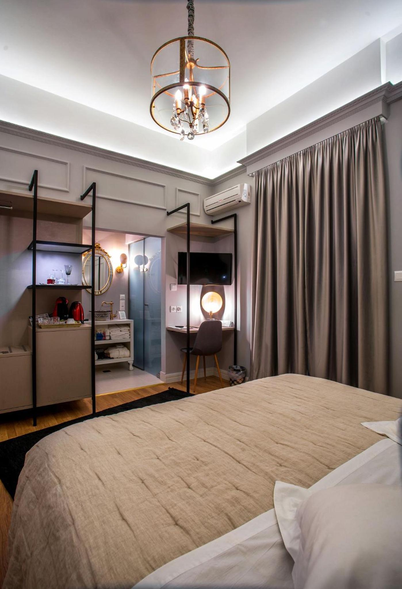 Superior Queen Room