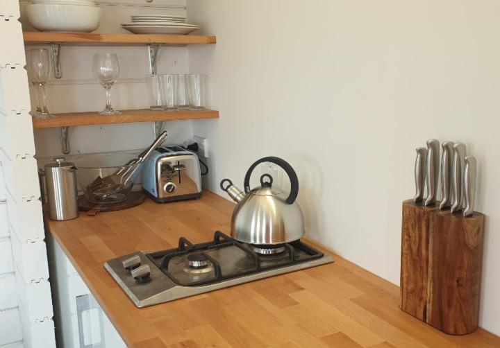 One-Bedroom House - Photo 20