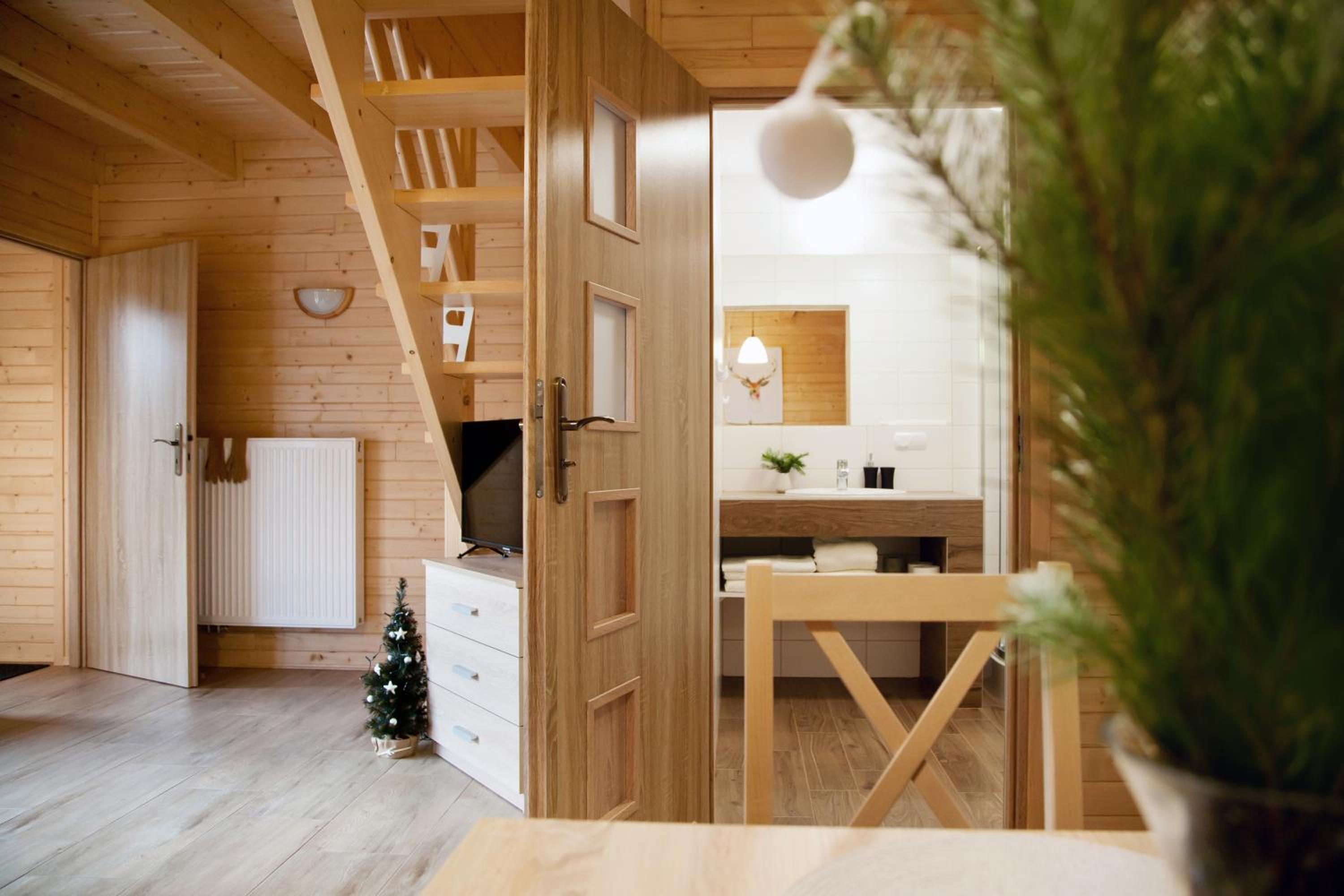 Apartment - Split Level - Photo 11