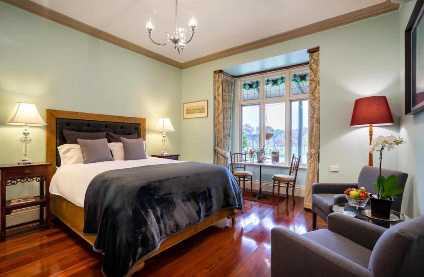 Executive Suite photo 1