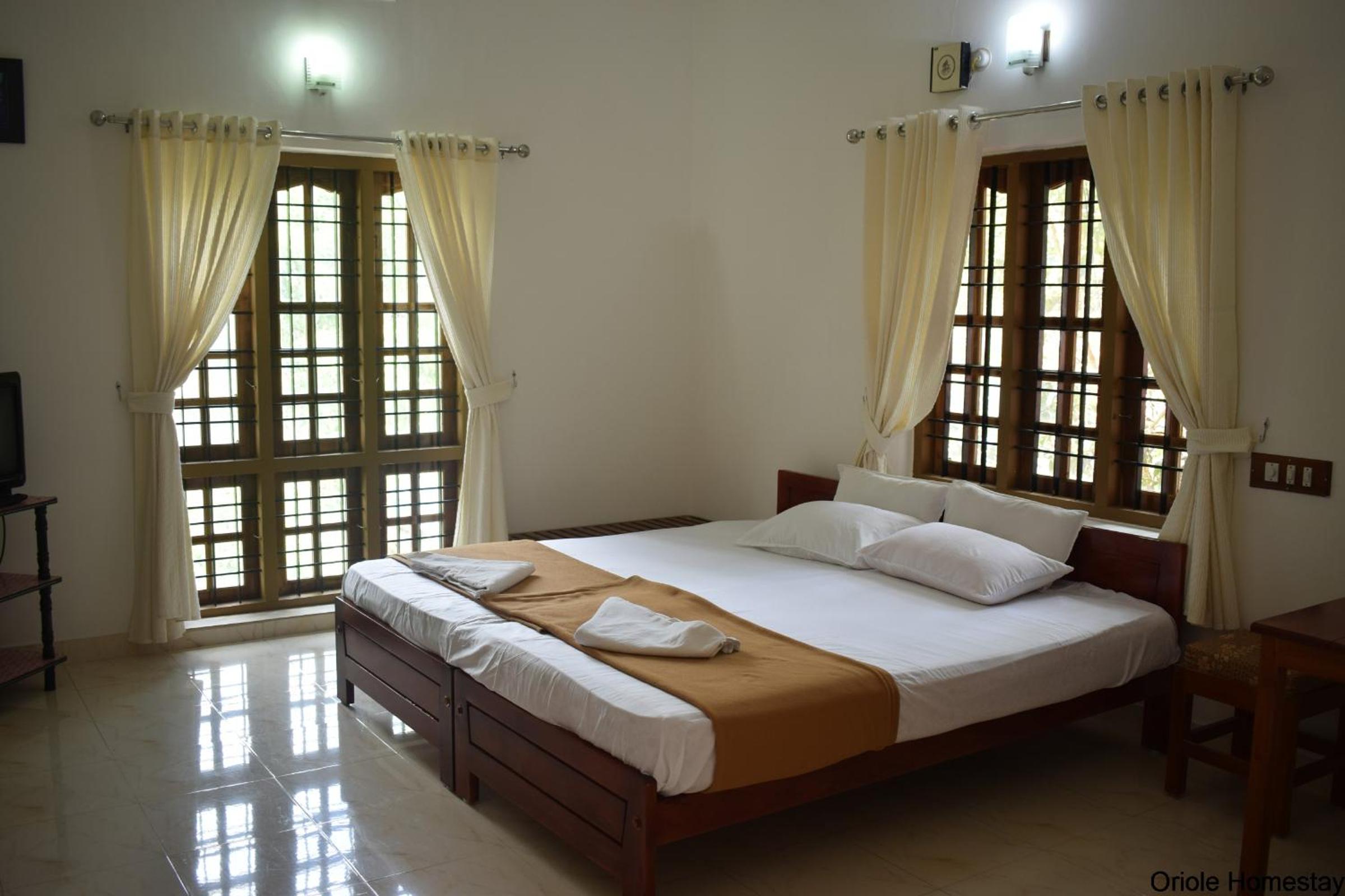 Deluxe Double Room - Photo 18