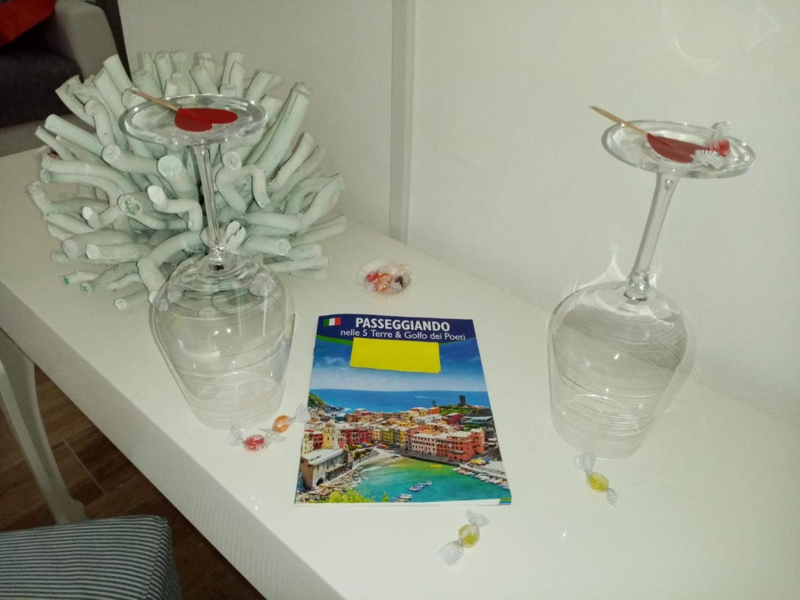 Deluxe Room (2 Adults + 1 Child) - Photo 39