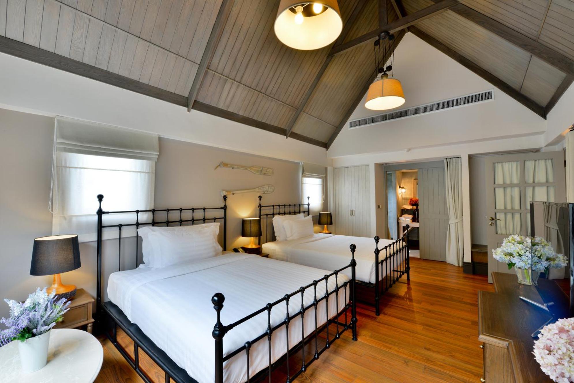 Two-Bedroom Villa - Photo 1