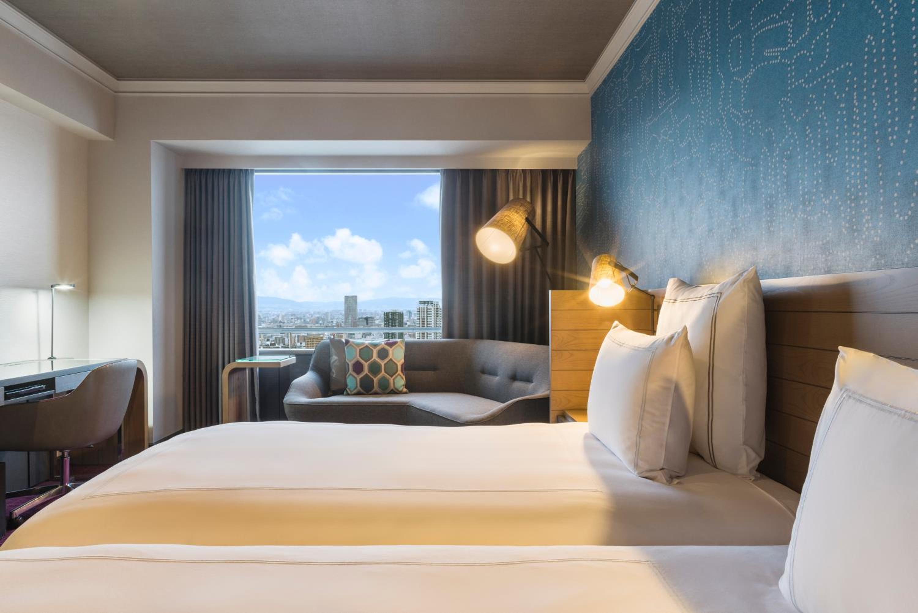 Executive Twin Room with Access to Executive Lounge - Photo 6