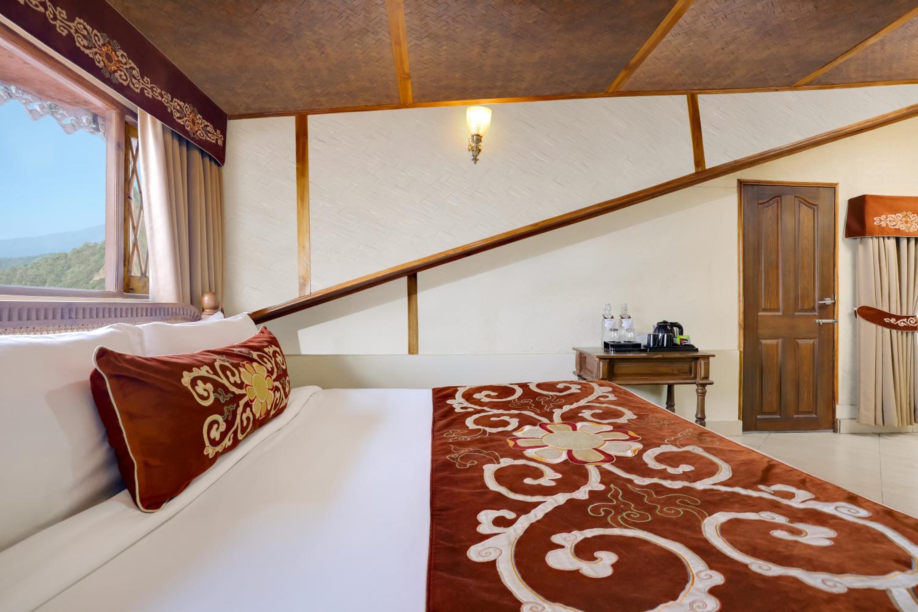 Family Attic with Private Terrace