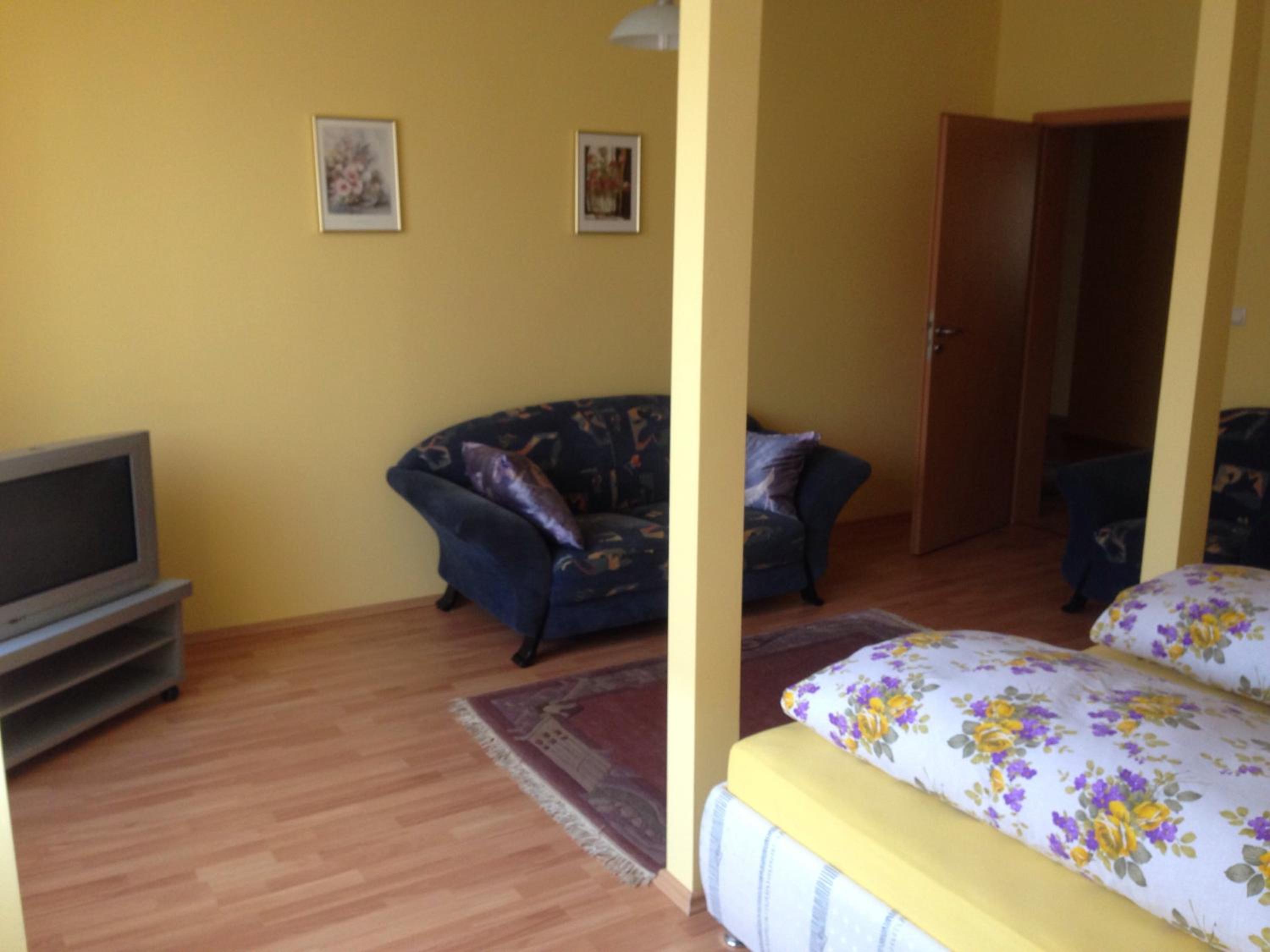 Two-Bedroom Apartment - Photo 32