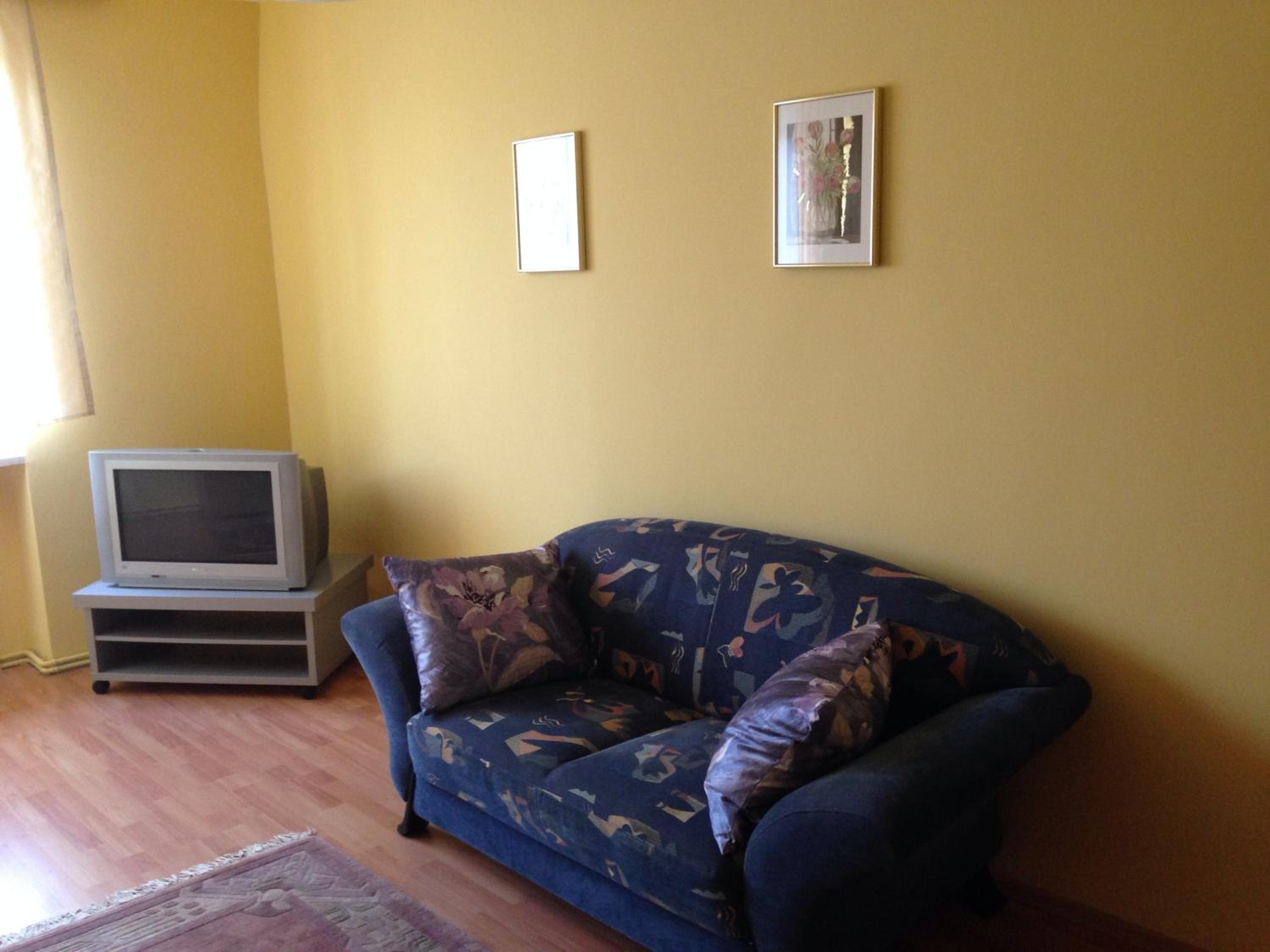 Two-Bedroom Apartment - Photo 37