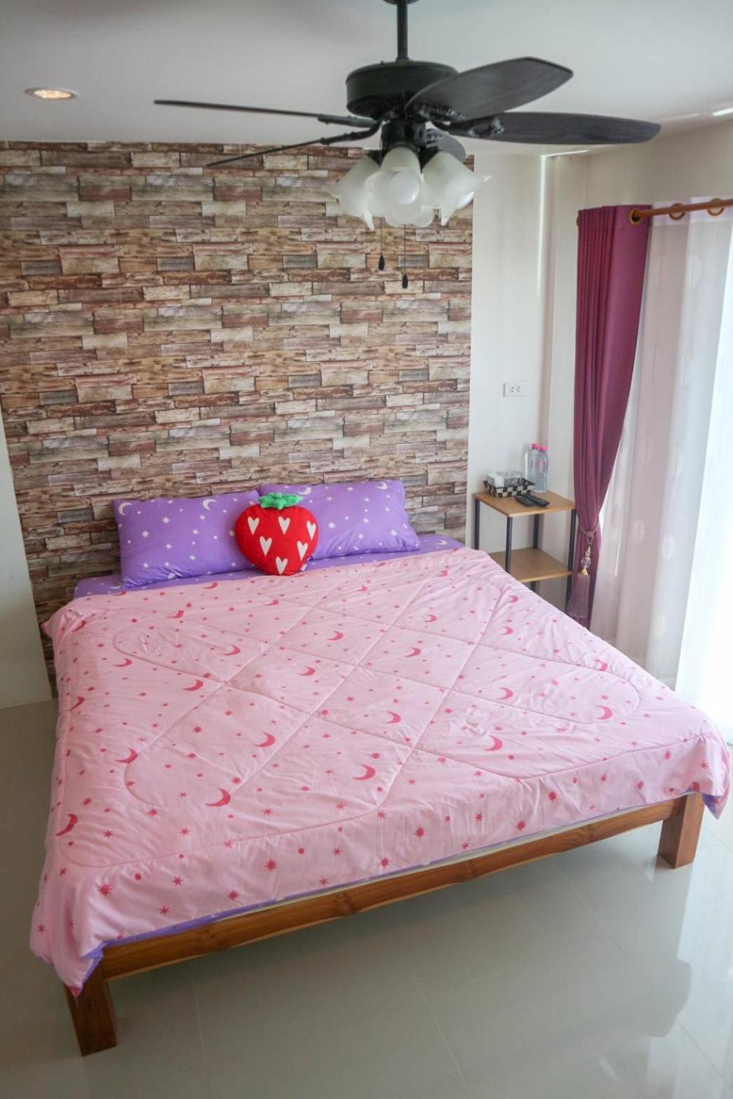 Double Room with Private Bathroom - Photo 20
