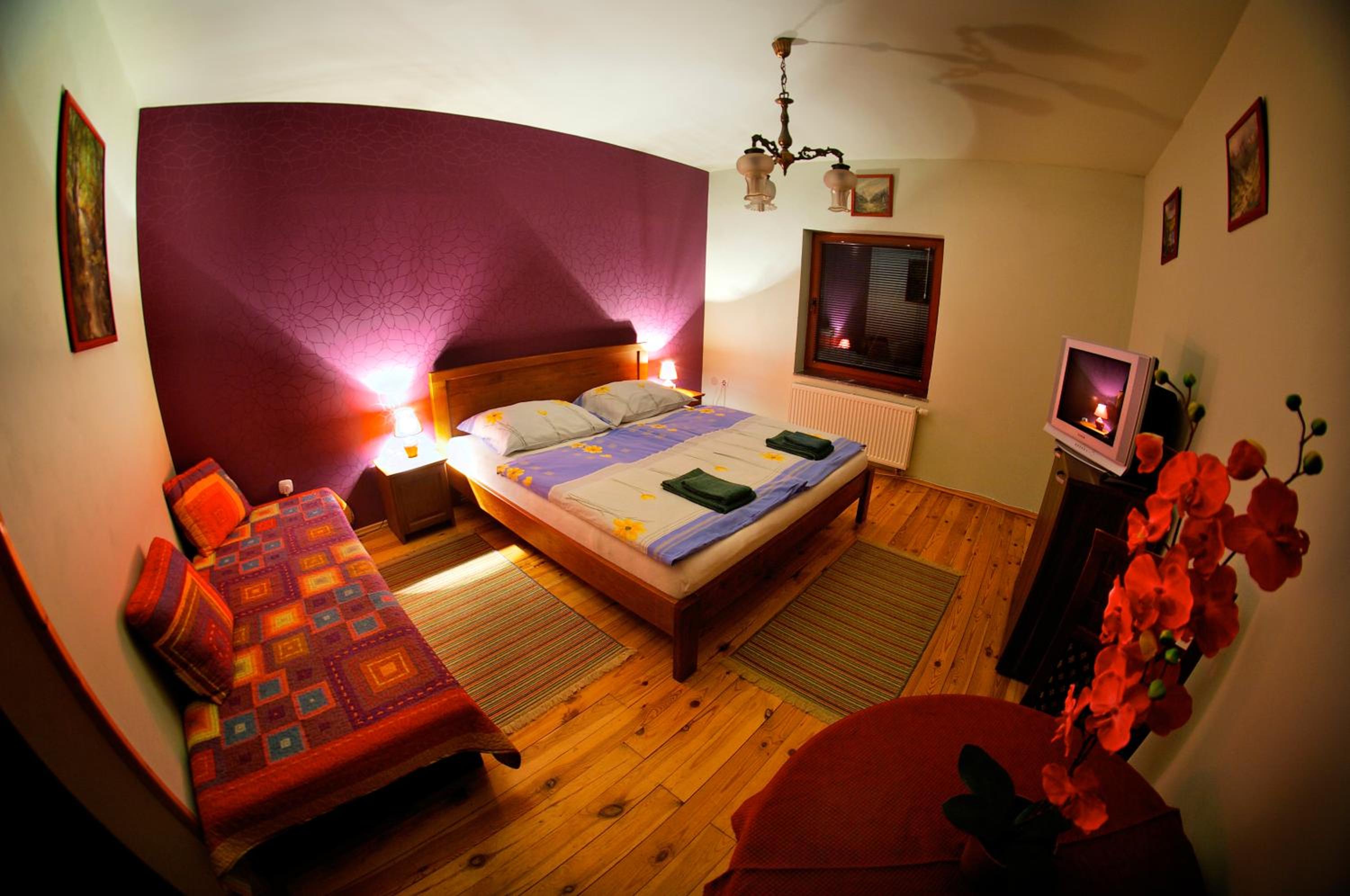 Double or Twin Room - Photo 1