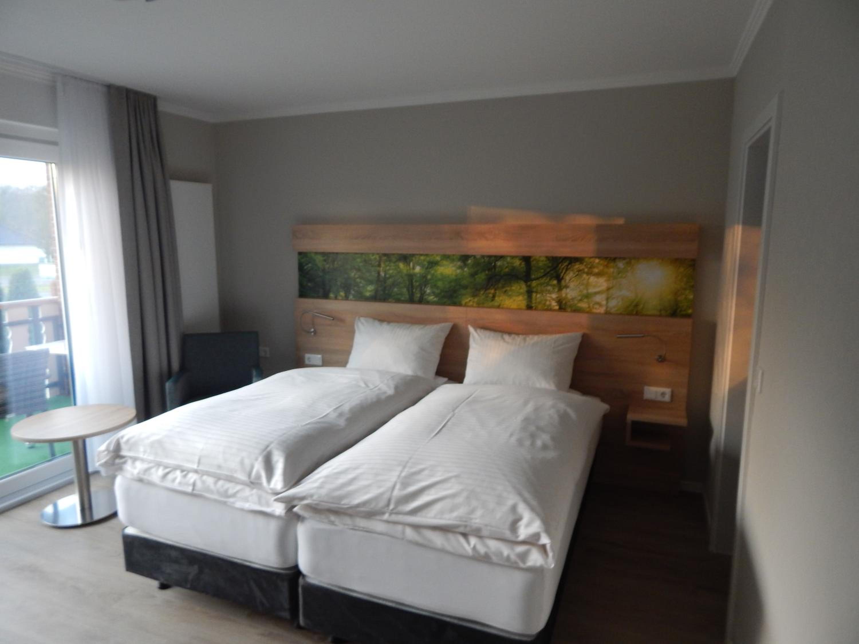 Standard Double Room - Photo 4