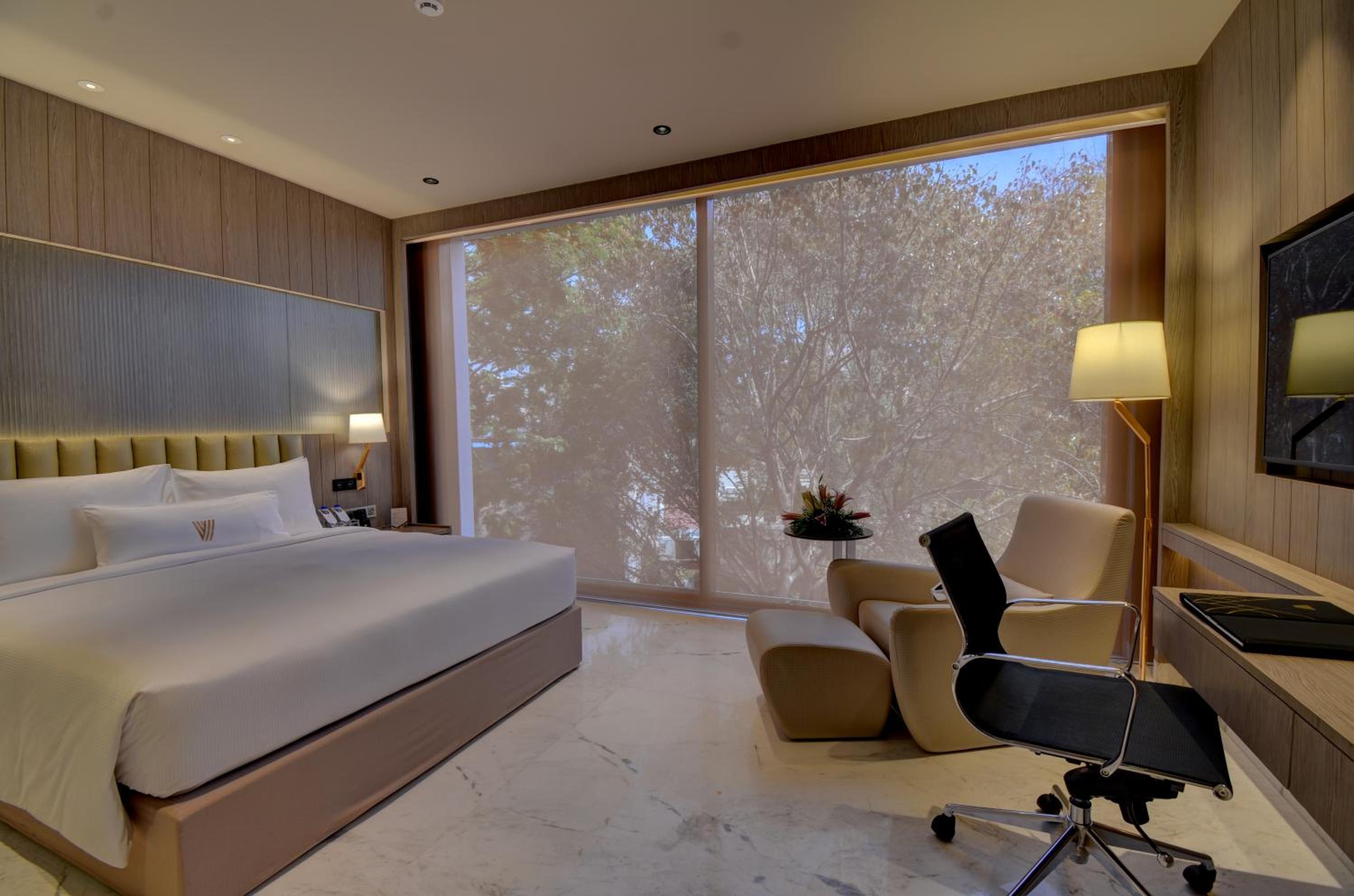 Deluxe Double Room - Photo 5