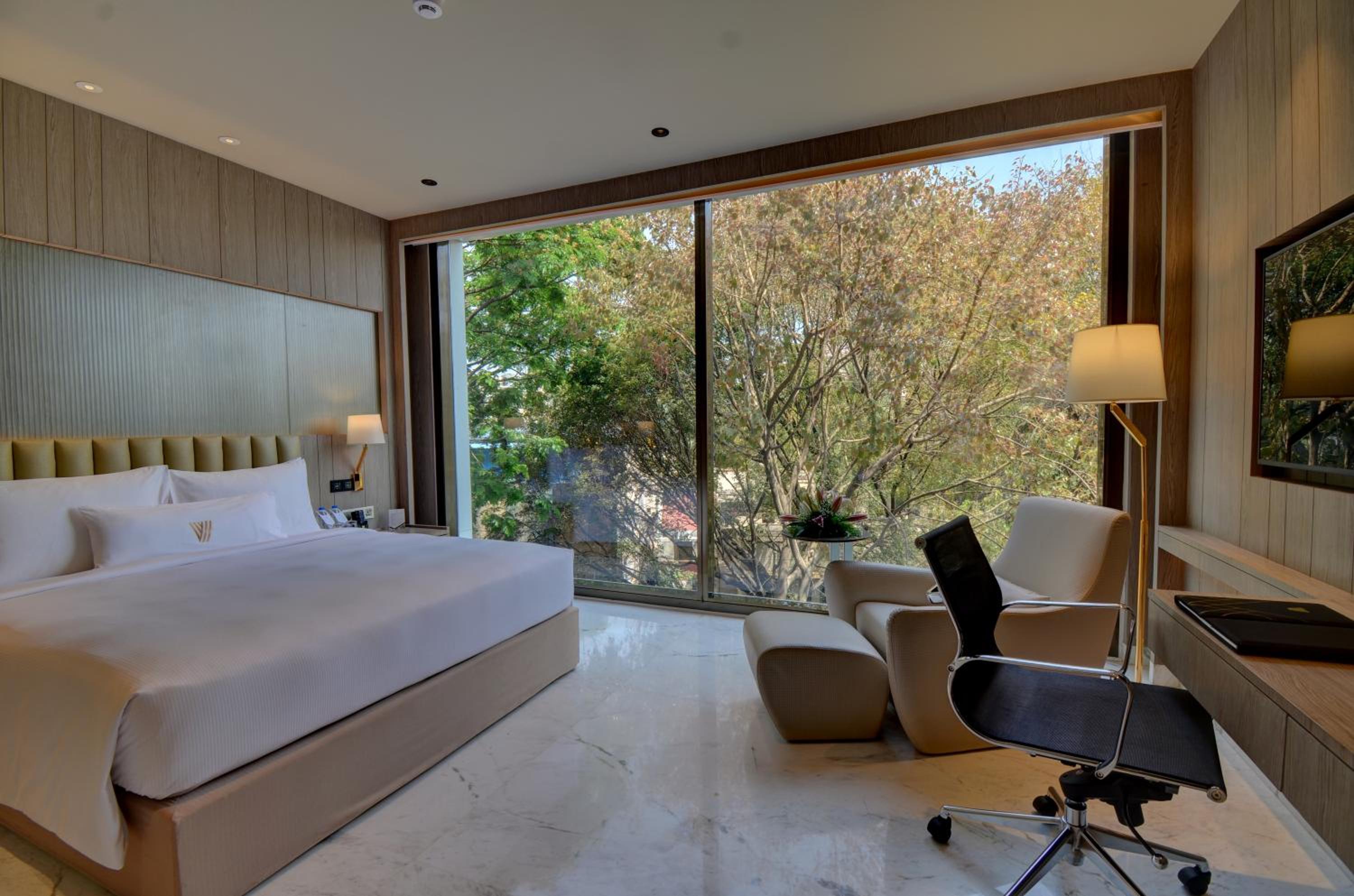 Deluxe Double Room - Photo 3