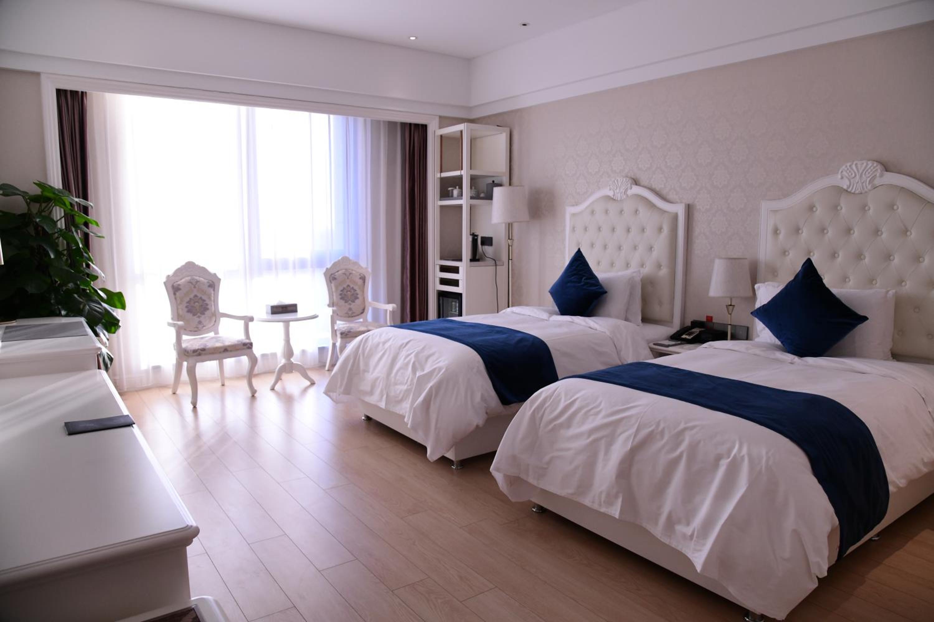 Business Twin Room