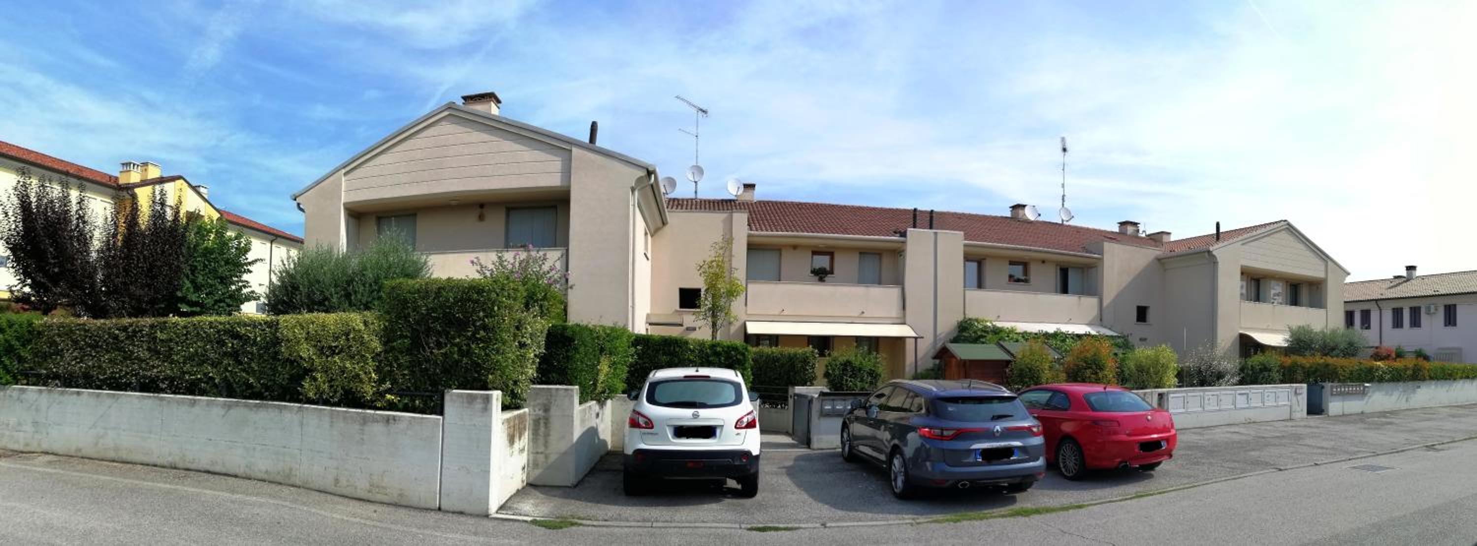 Apartment with Terrace - Photo 48