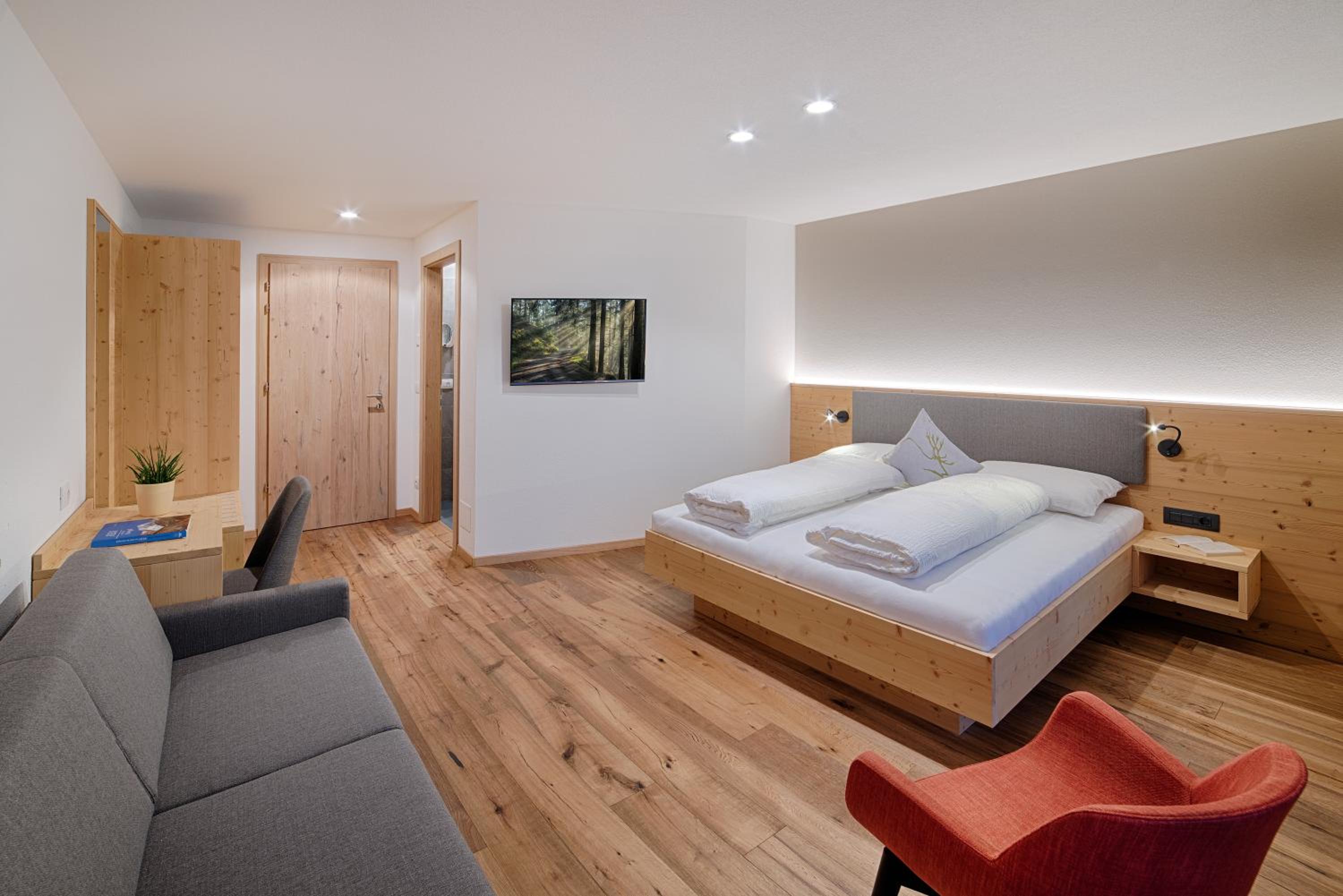 Double Room with Balcony photo 3