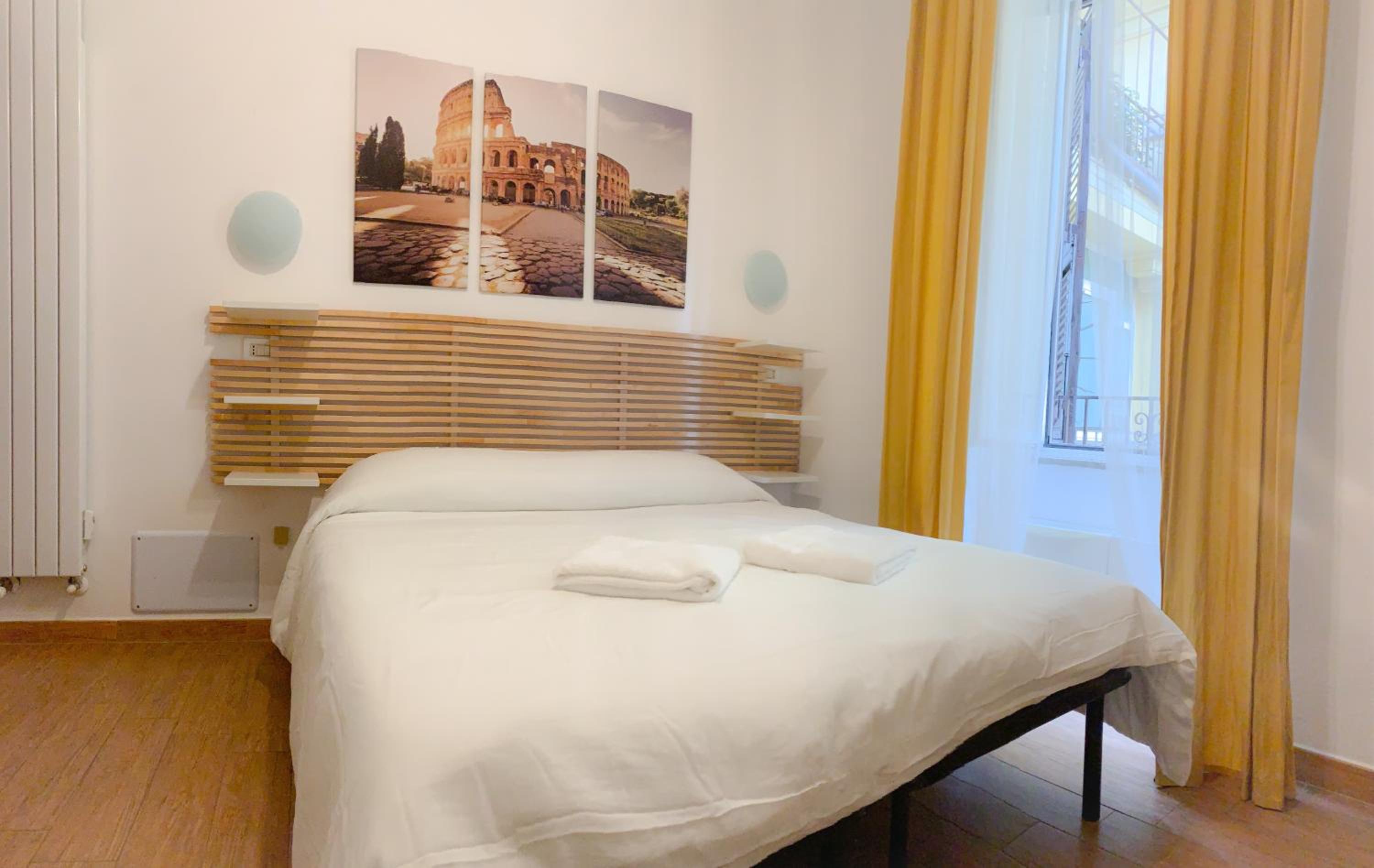 Double Room with Private External Bathroom