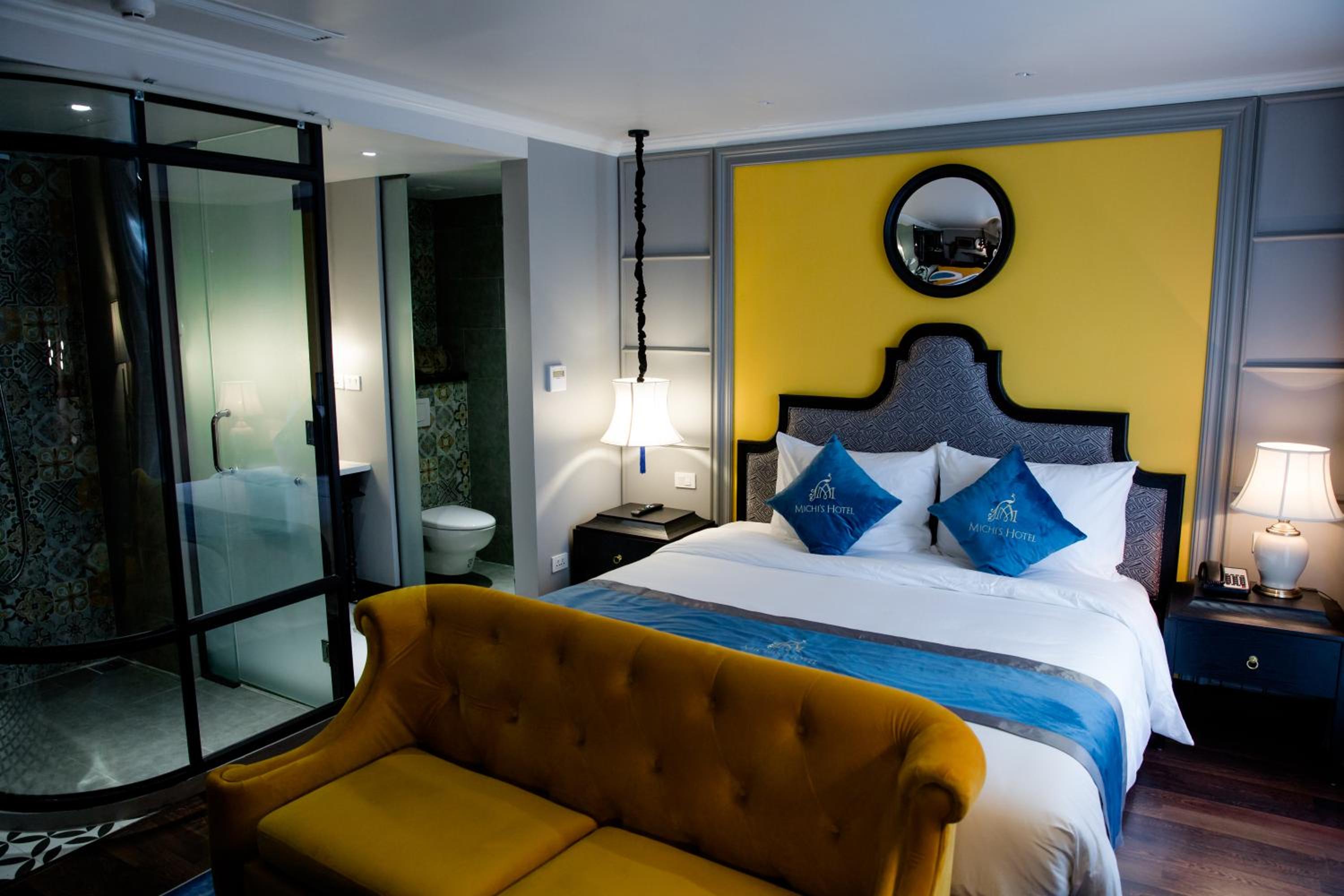 Twin Room with View - Photo 16