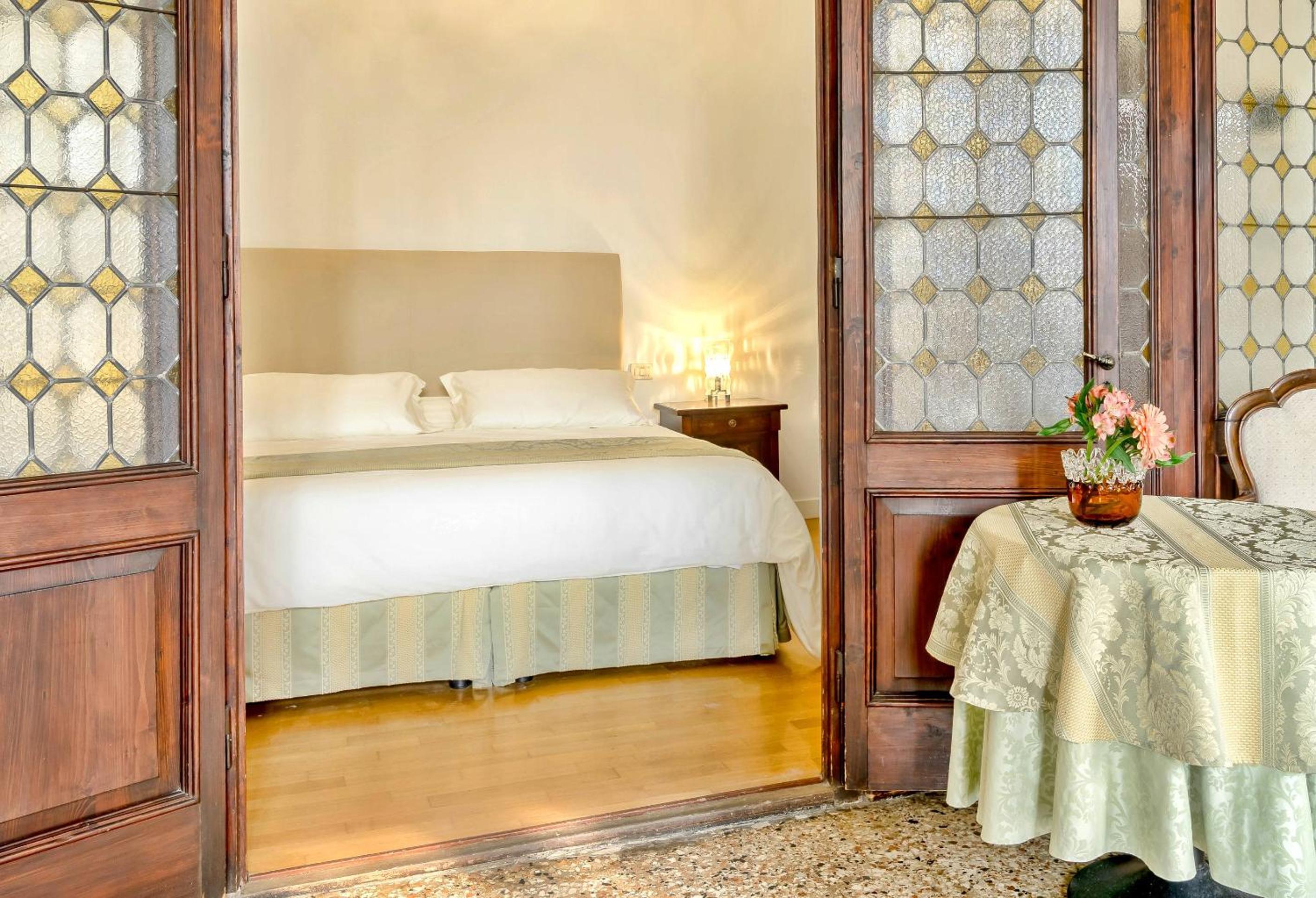 Suite with Balcony photo 3