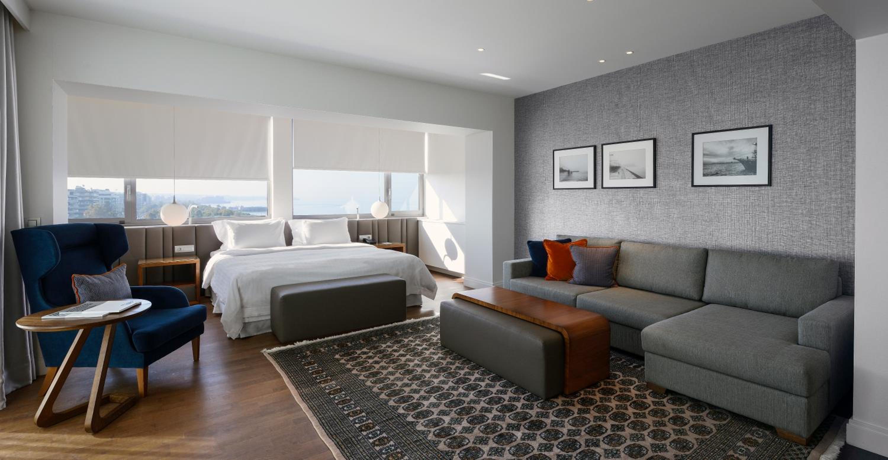 Junior Suite with City View - Photo 9
