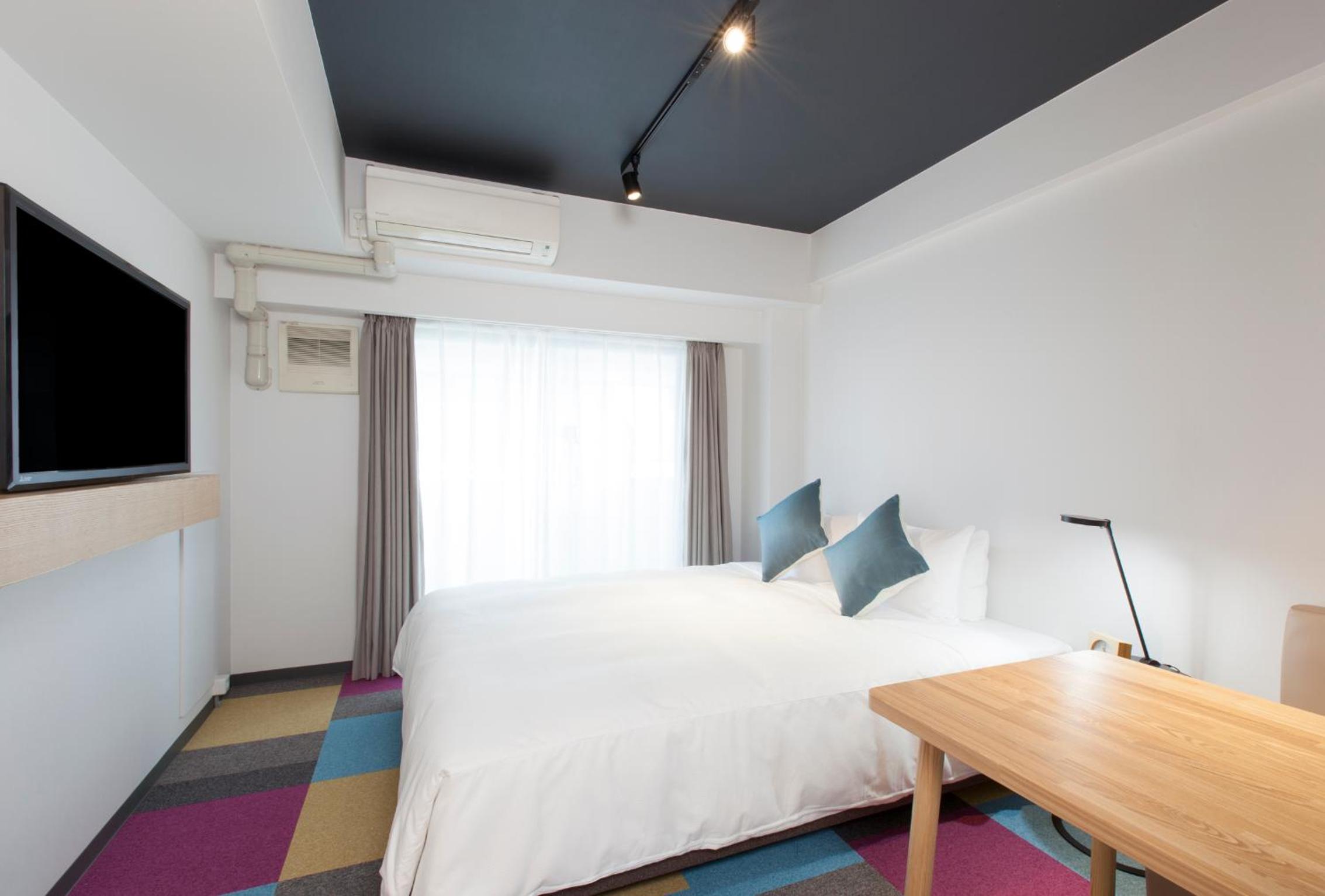 Comfort Double Room with Washer/Dryer and Mini Kitchen - Non-Smoking