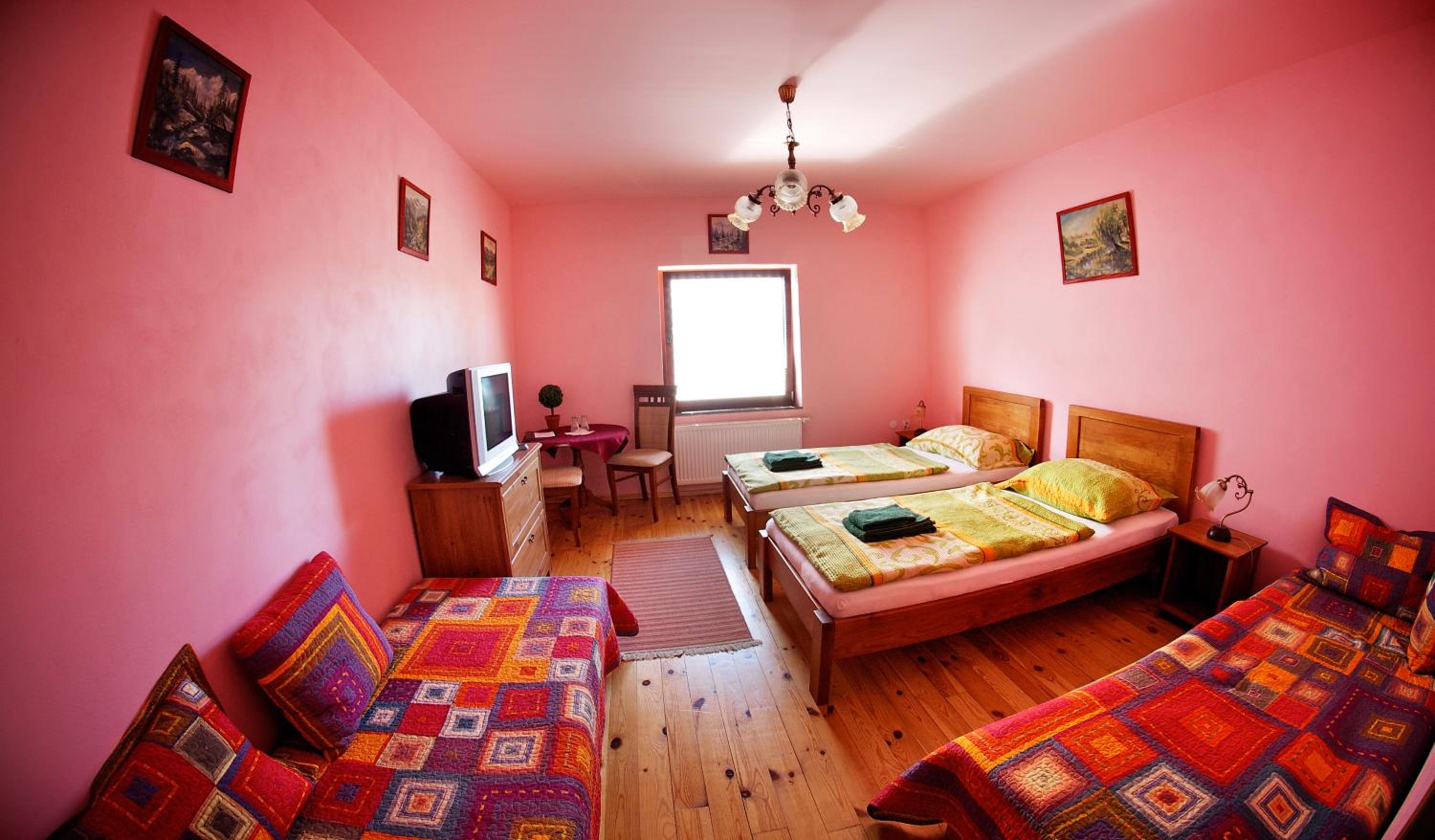 Double or Twin Room - Photo 7