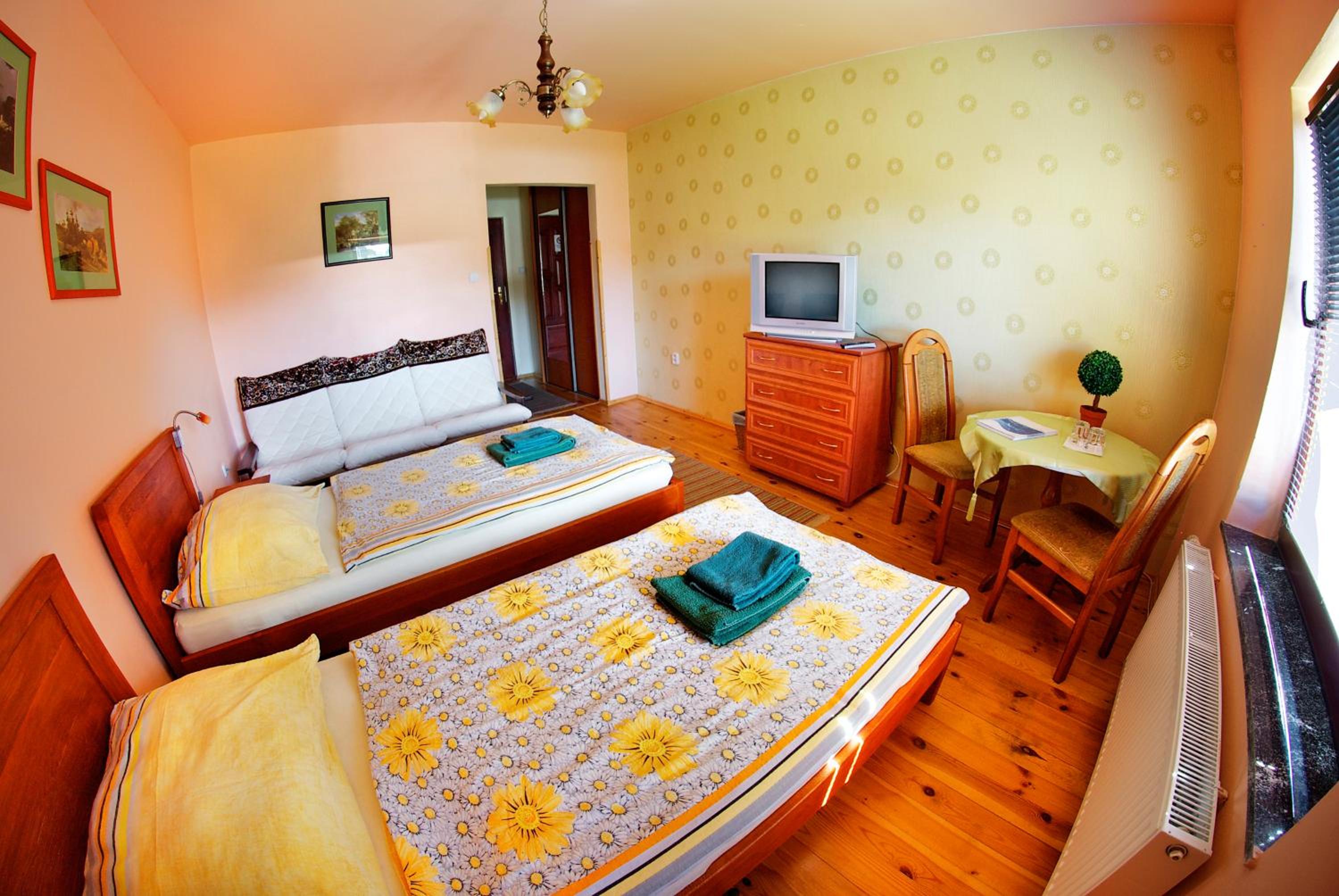 Double or Twin Room - Photo 2