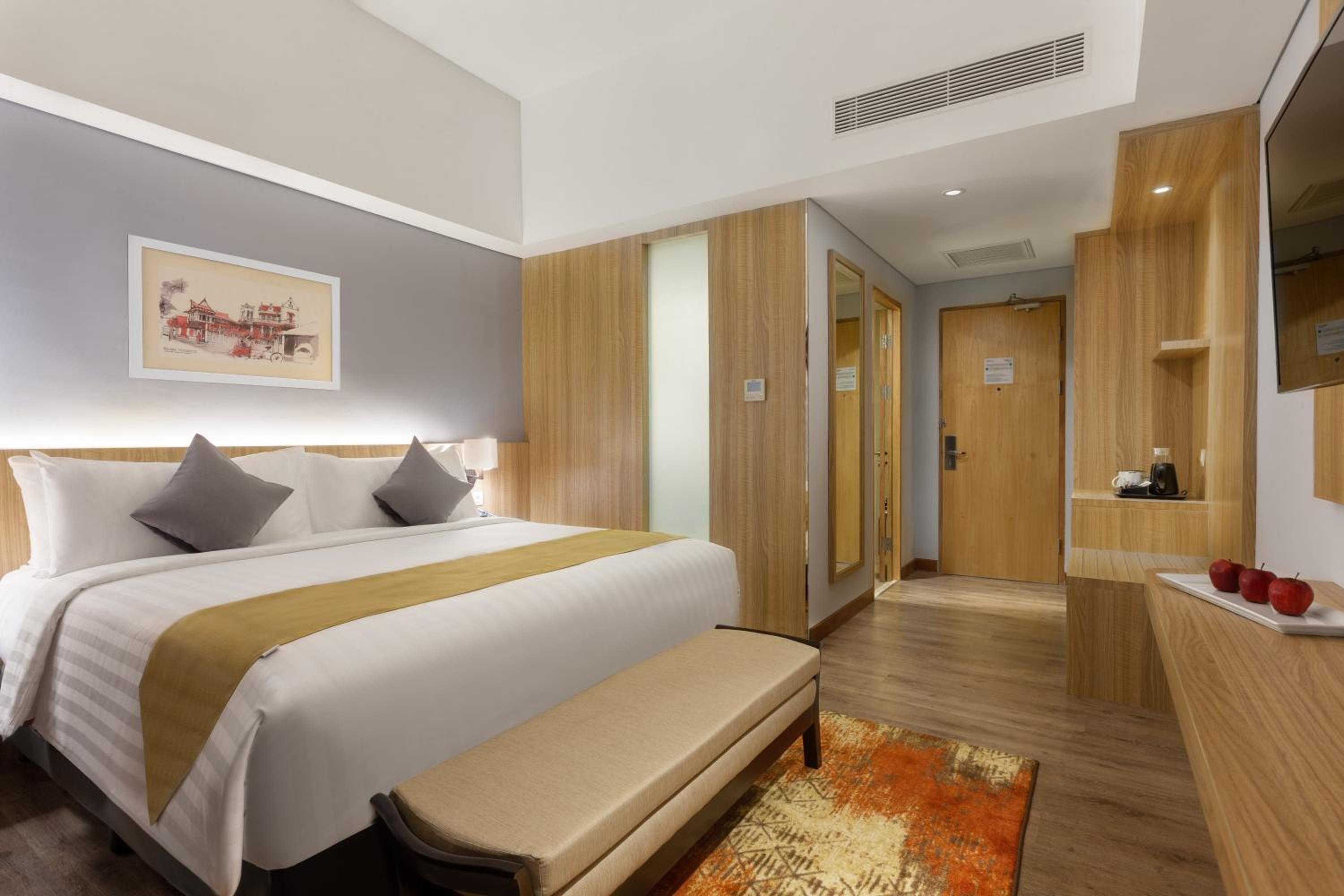 Deluxe Double or Twin Room