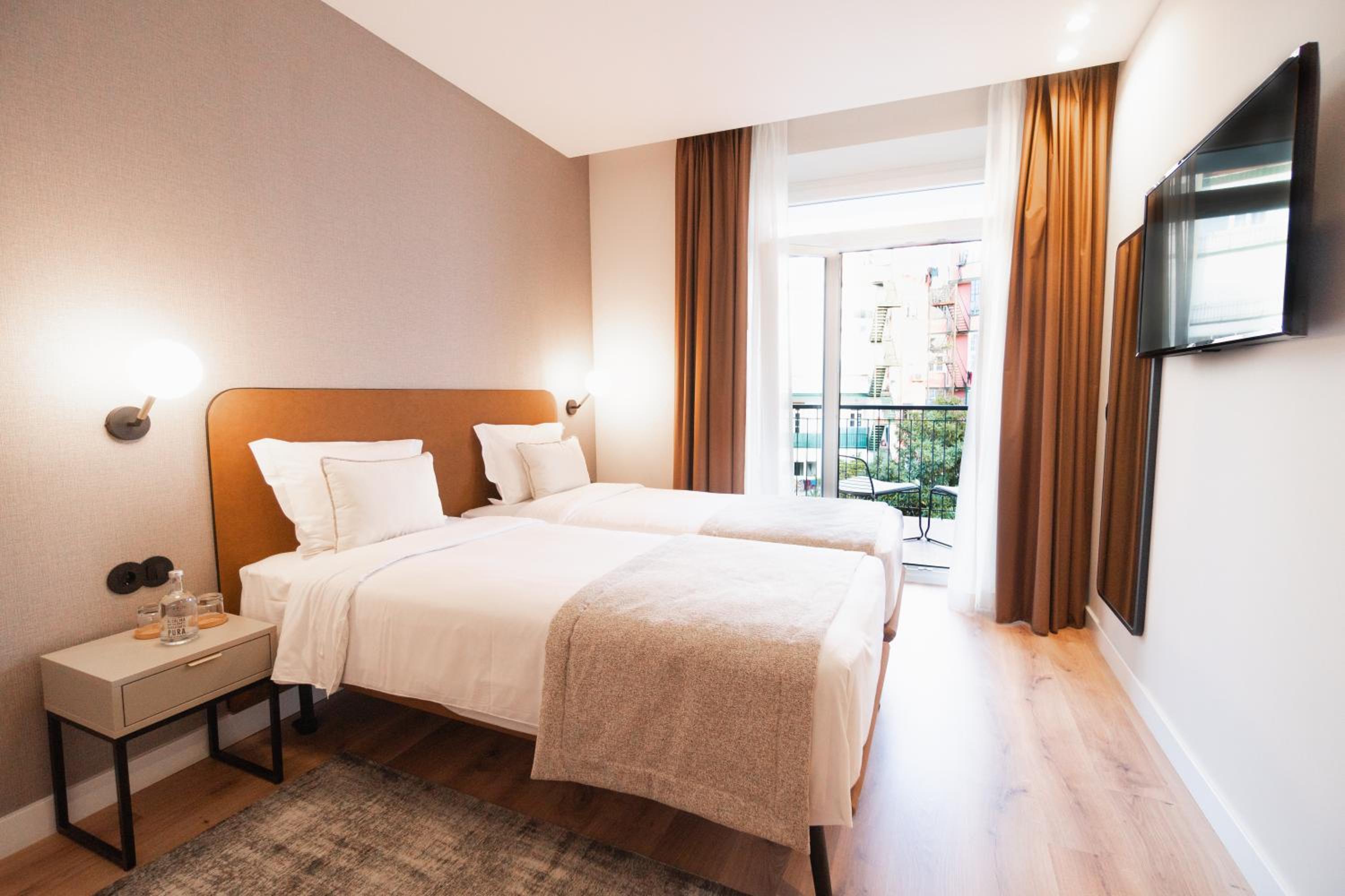 Superior Room with Balcony photo 1
