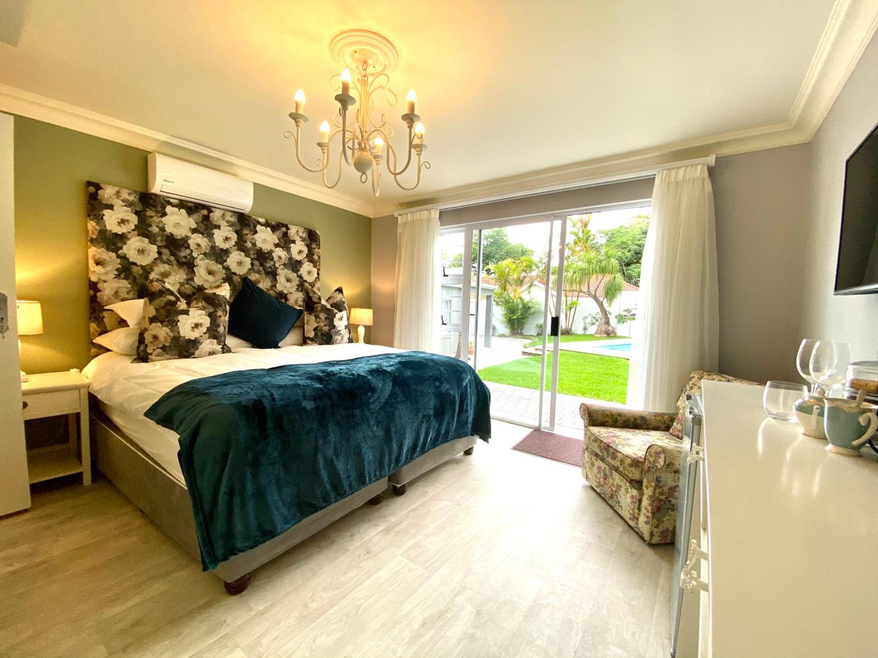 Double Room with Garden View - Photo 1