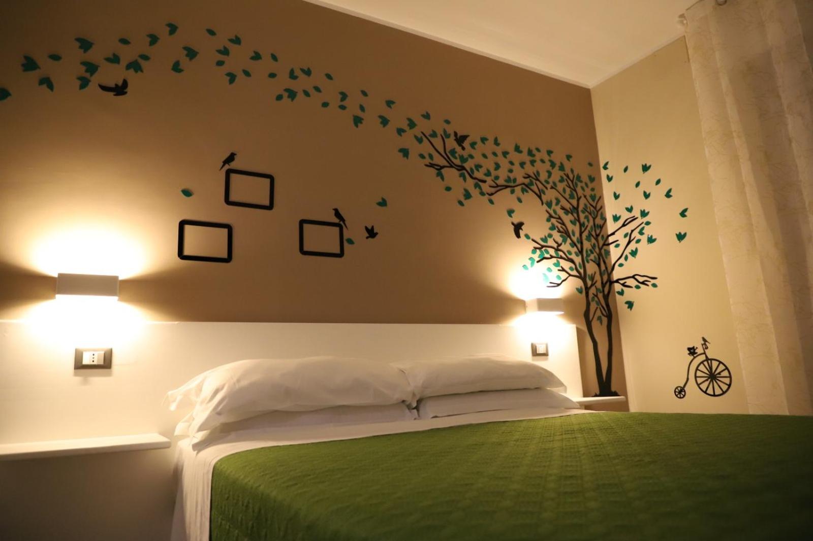 Double Room with Terrace - Photo 4