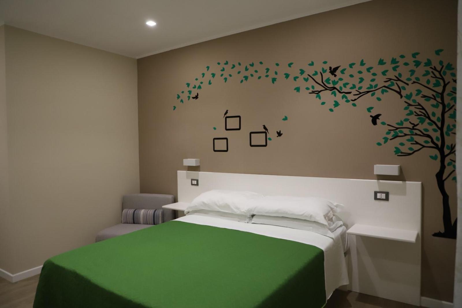 Double Room with Terrace - Photo 3