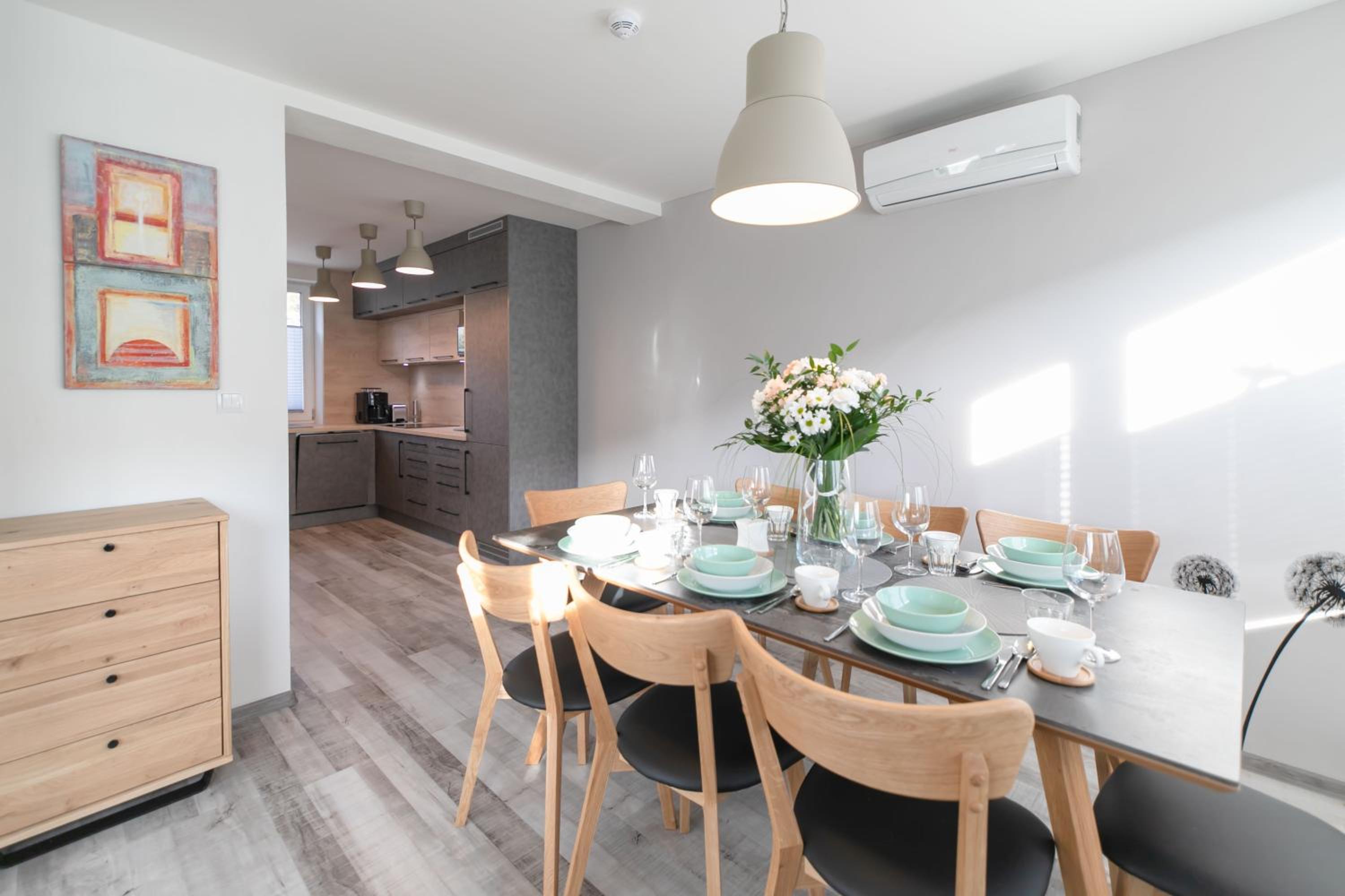 Three-Bedroom House - Photo 7