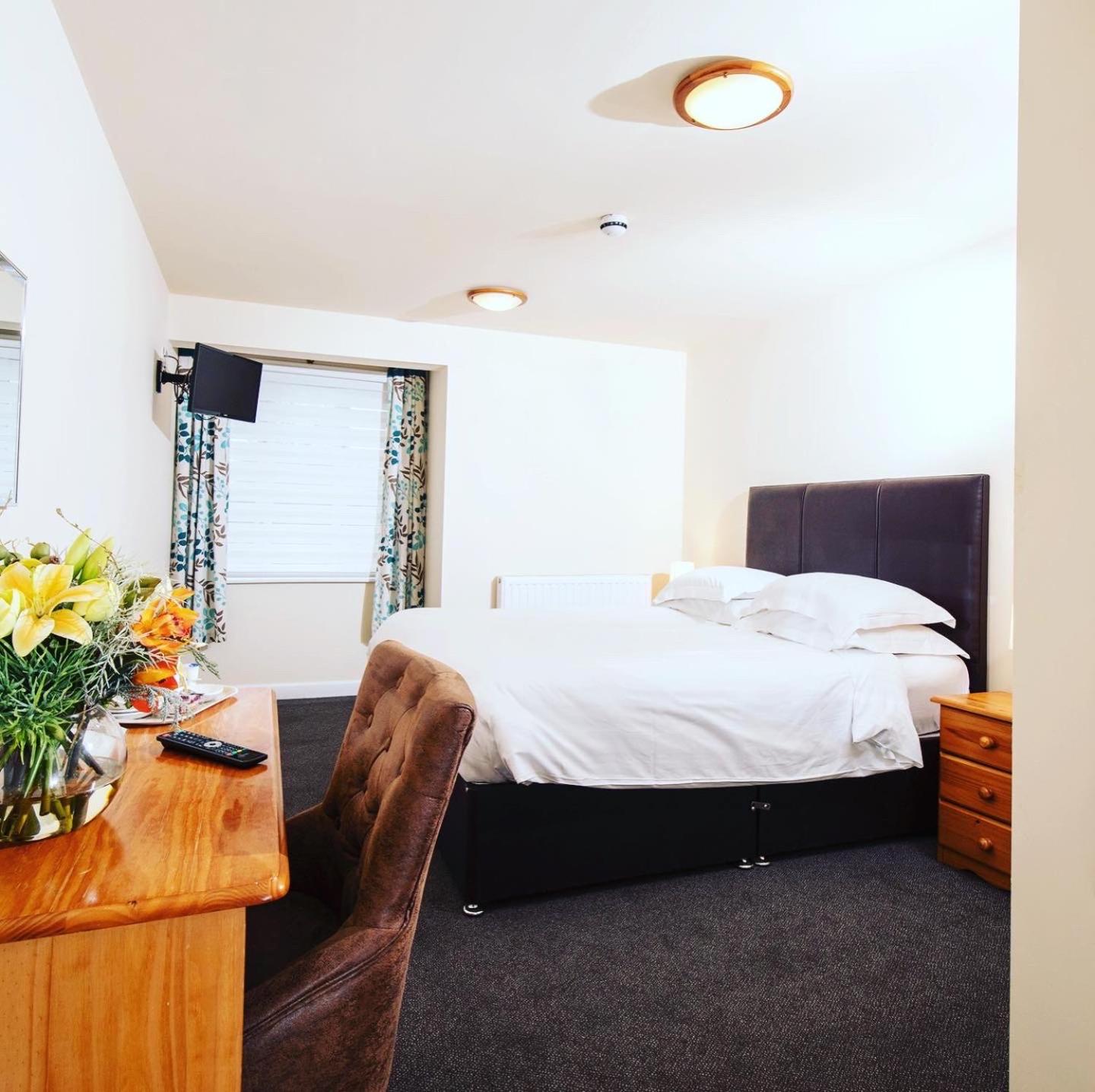 Double Room - Photo 3