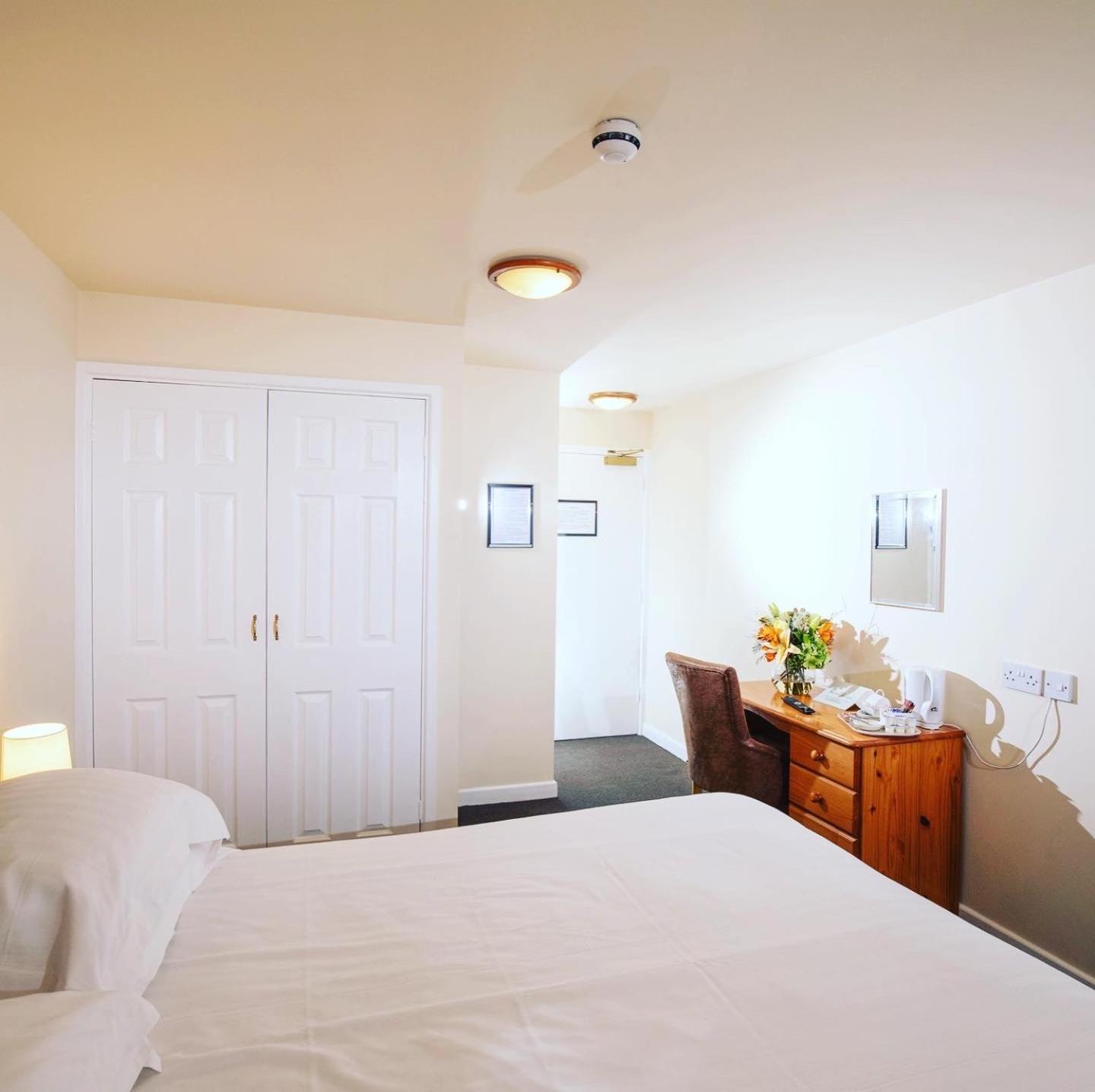 Double Room - Photo 4