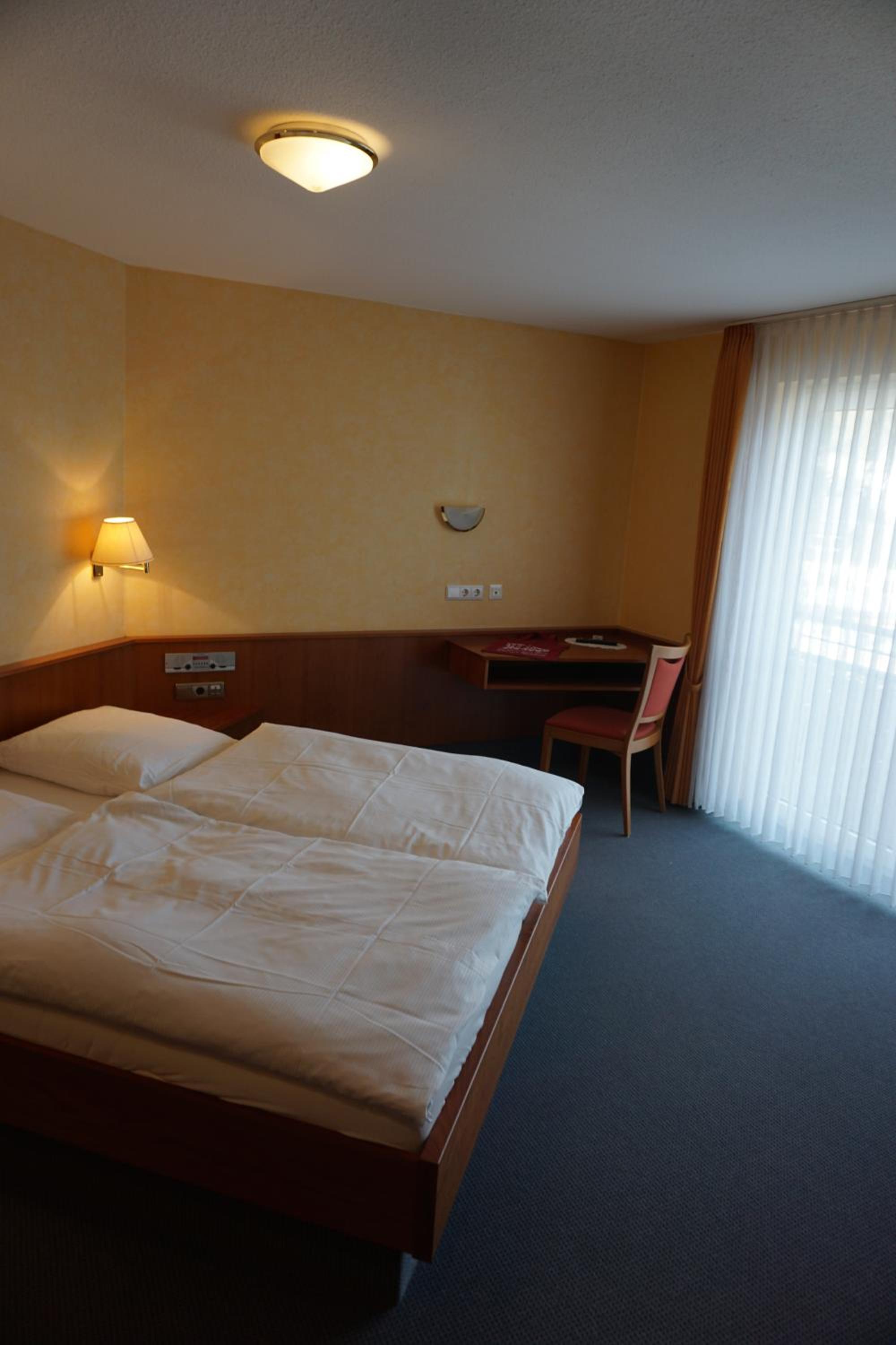 Double Premium Room - Photo 12